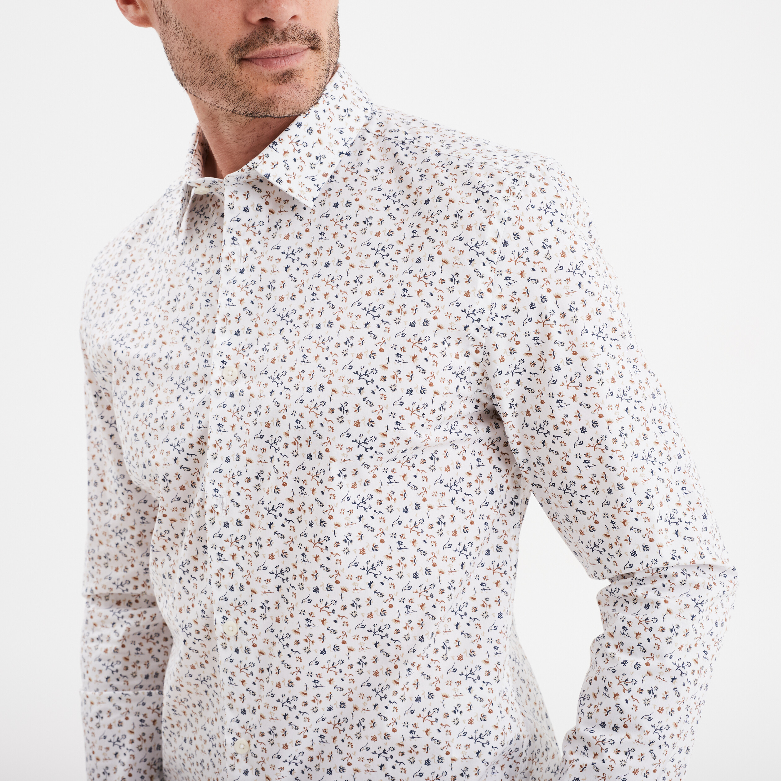 Chemise ajust&eacute;e manches longues ecru homme