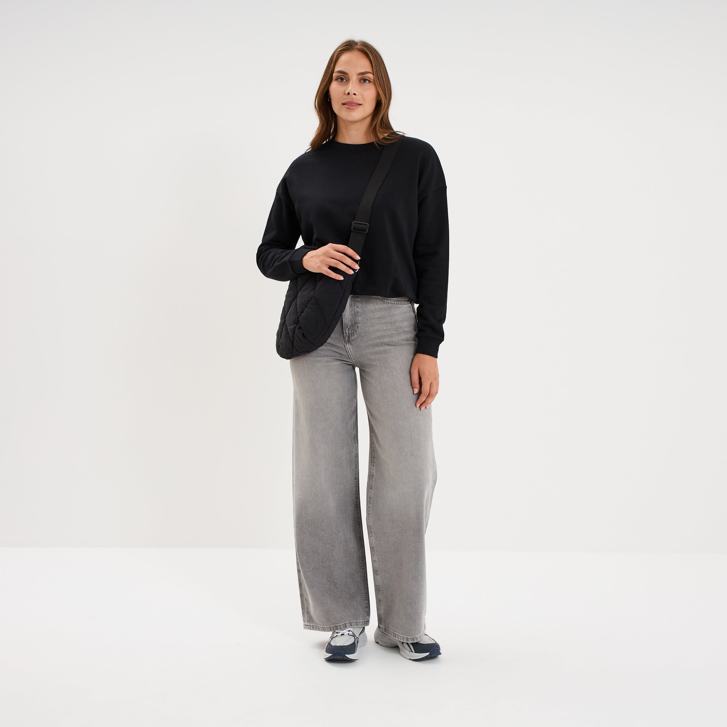Sweat col rond manches longues noir femme