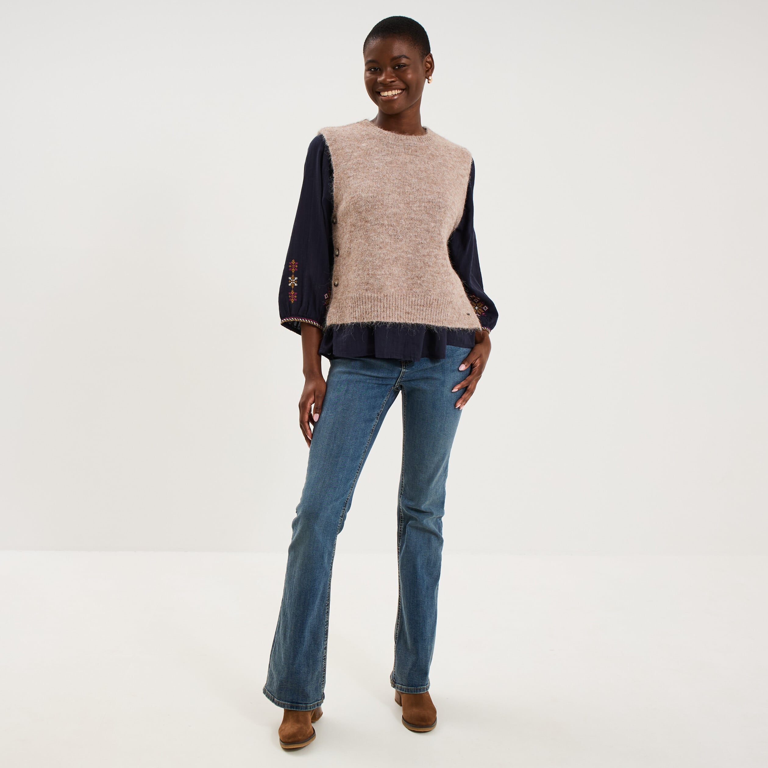 Pull col rond sans manches &agrave; boutons beige femme