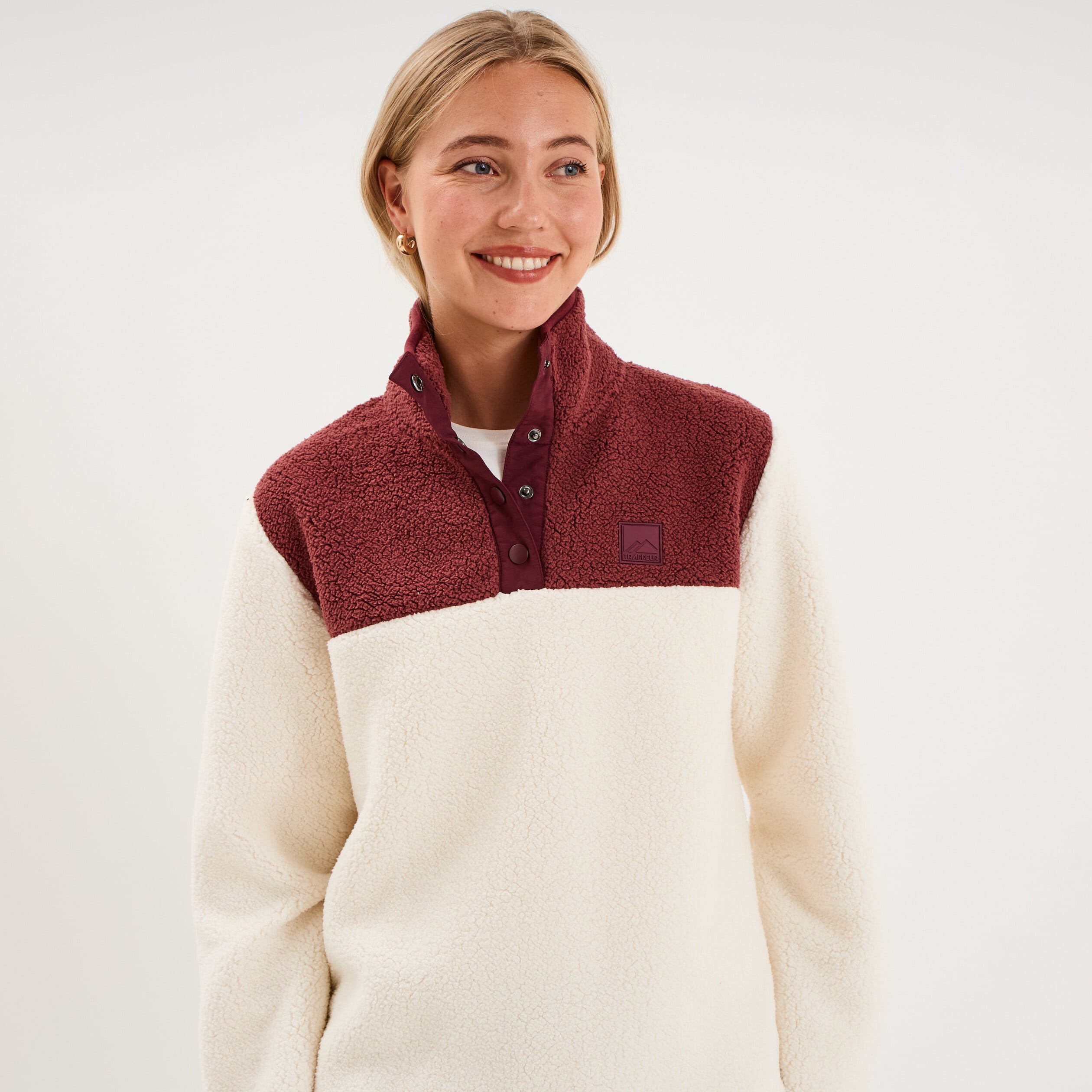 Sweat polaire col camionneur boutonn&eacute; blanc femme
