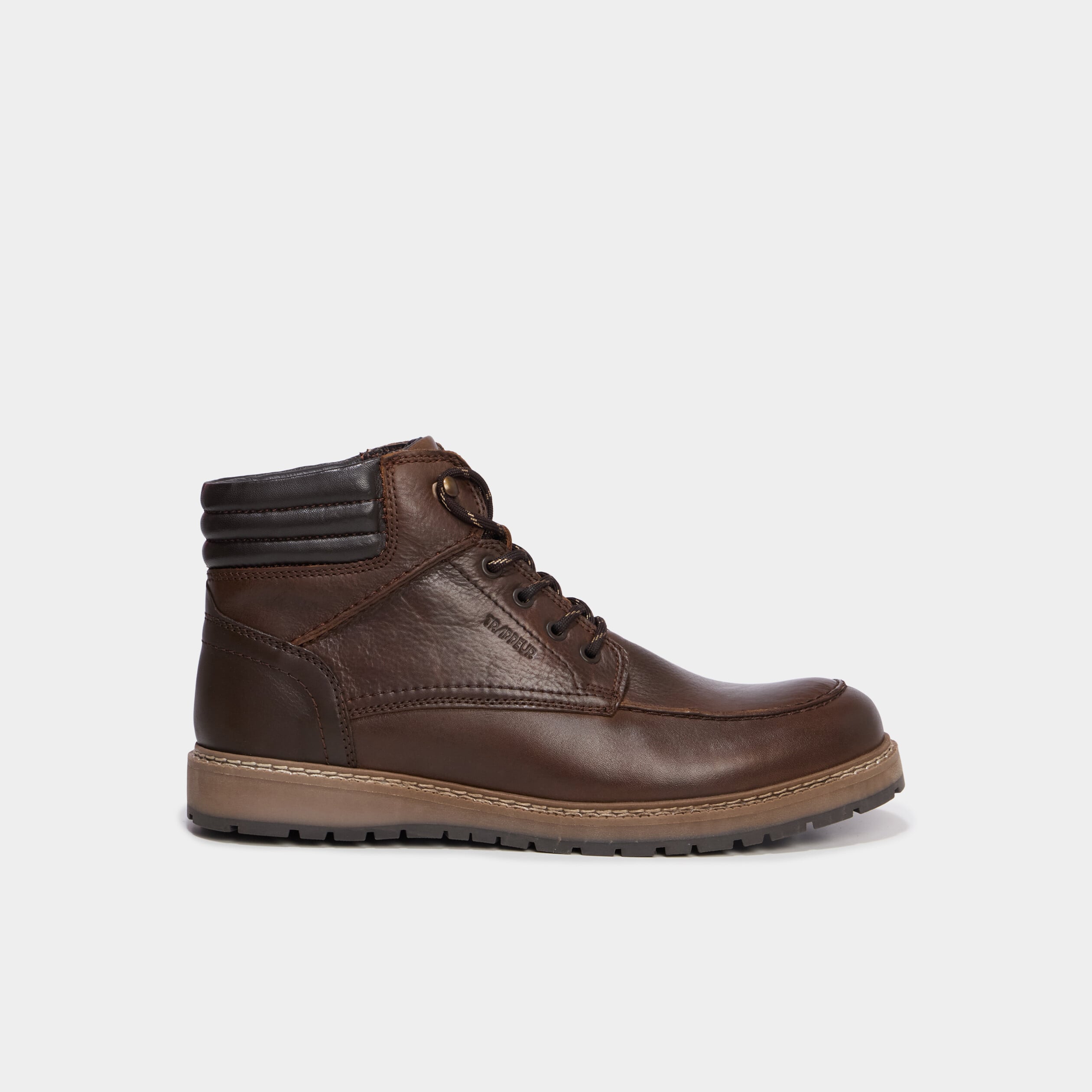 Boots &agrave; lacets en cuir marron homme