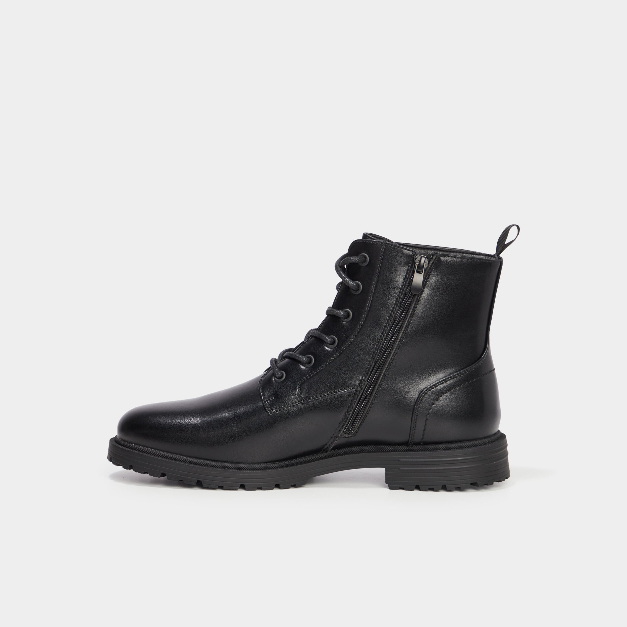 Bottines zipp&eacute;es effet similicuir noir homme