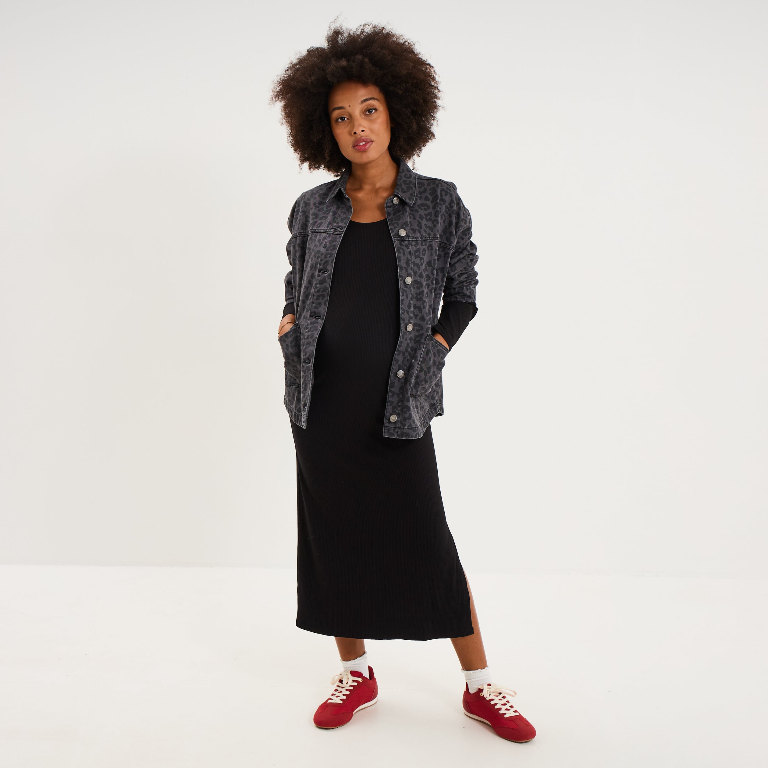 Robe longue c&ocirc;tel&eacute;e grossesse noir femme maternit&eacute;