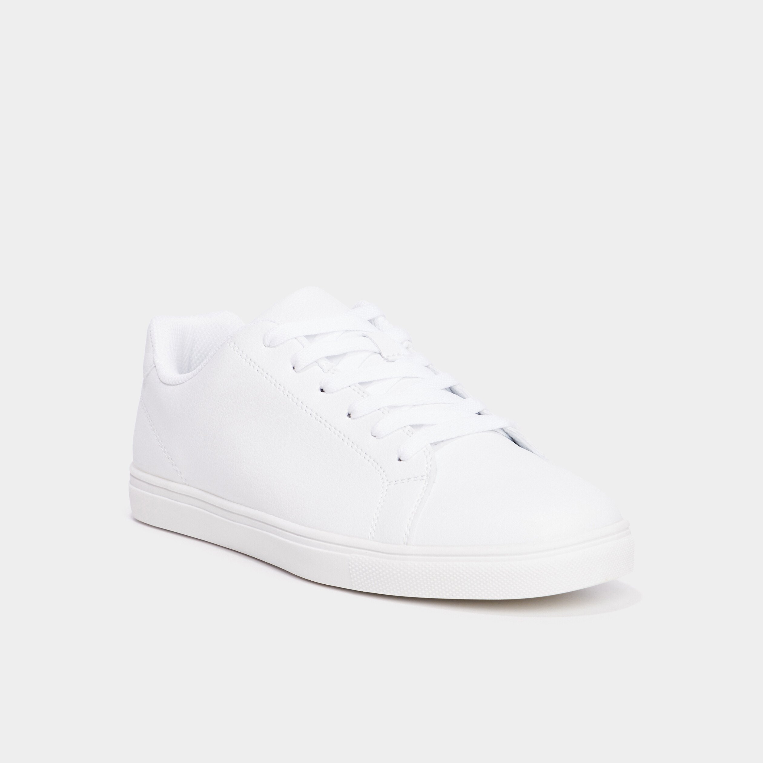 Baskets plates blanc homme