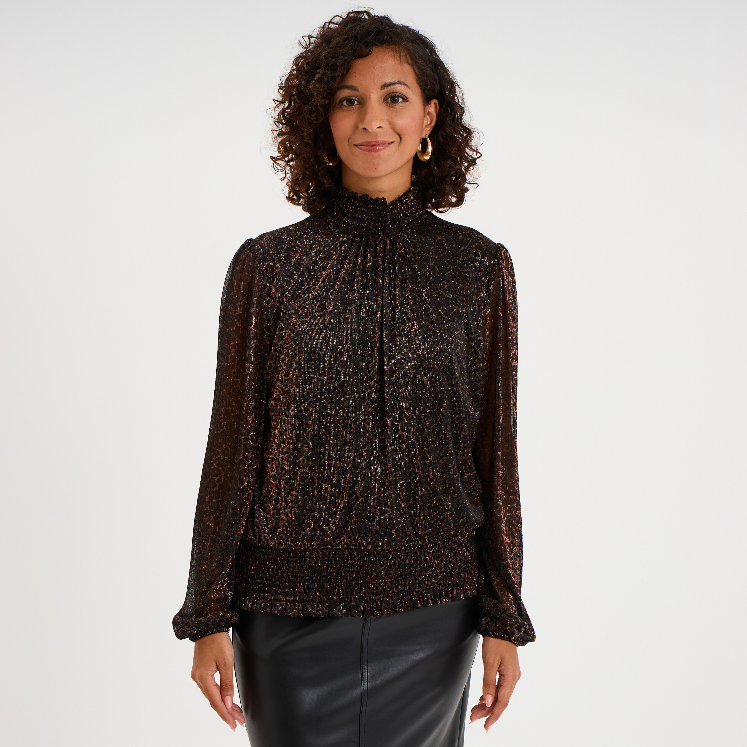 Blouse manches longues &agrave; col montant marron fonc&eacute; femme