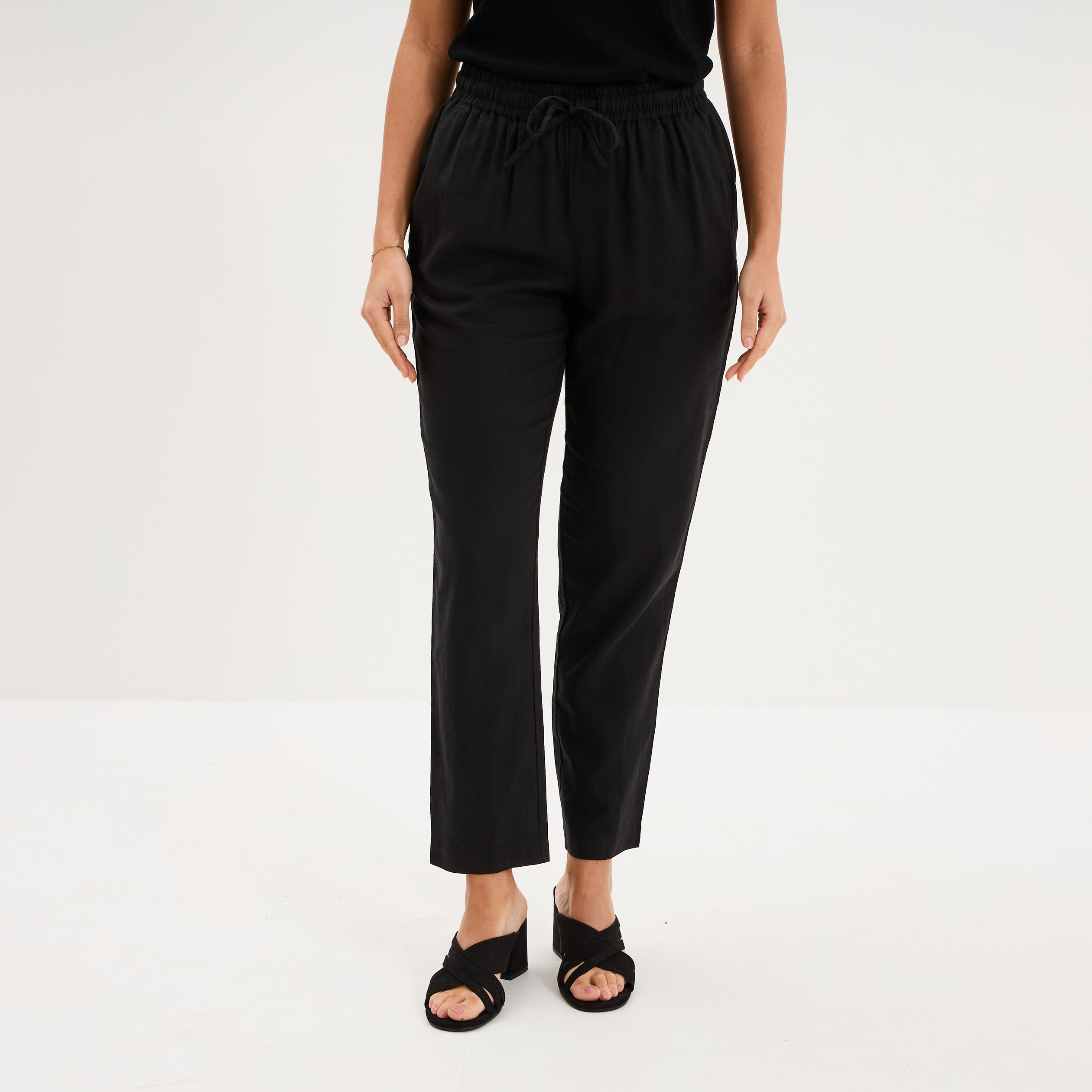 Pantalon droit 7/8&egrave;me lin m&eacute;lang&eacute; noir femme