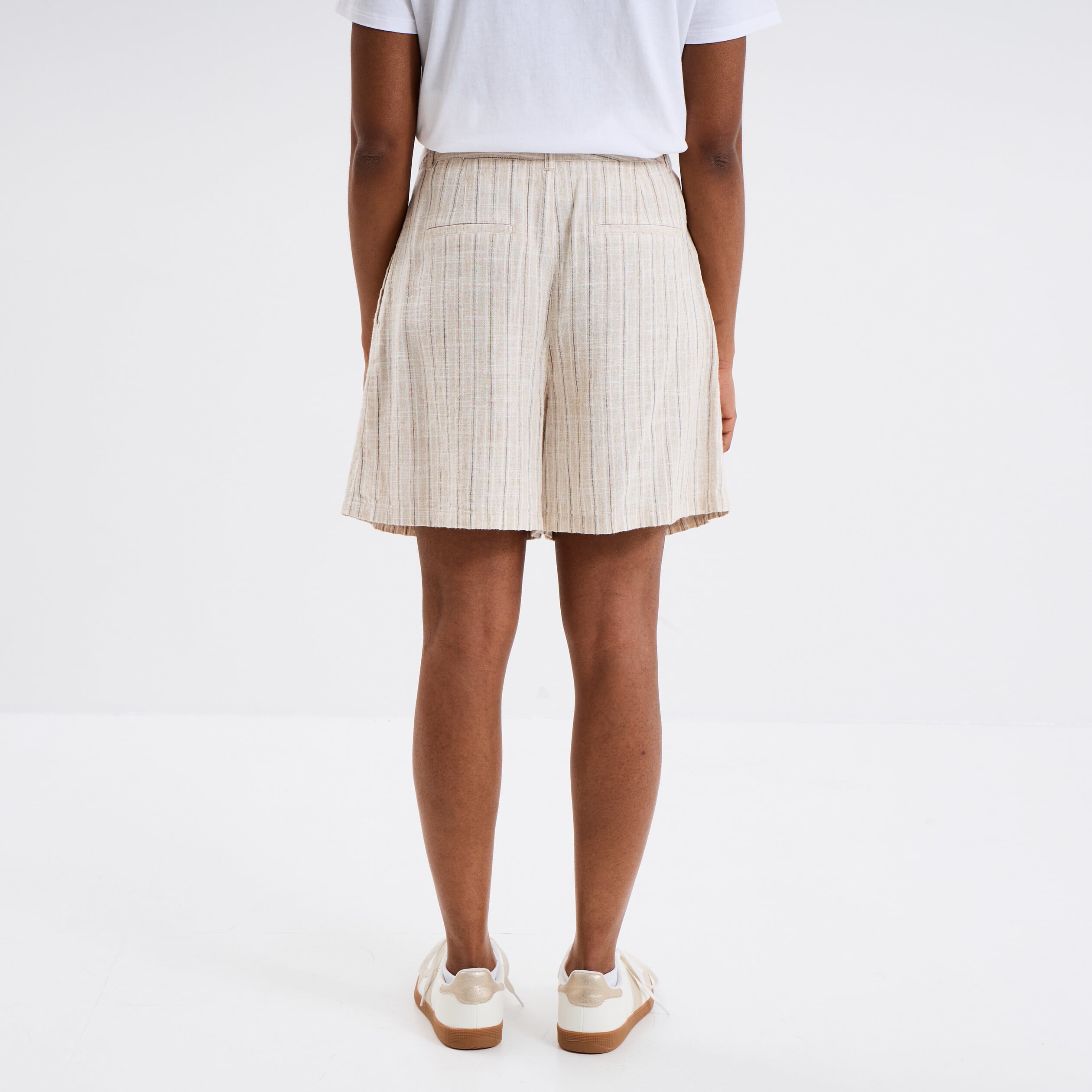 Short droit lin m&eacute;lang&eacute; beige femme