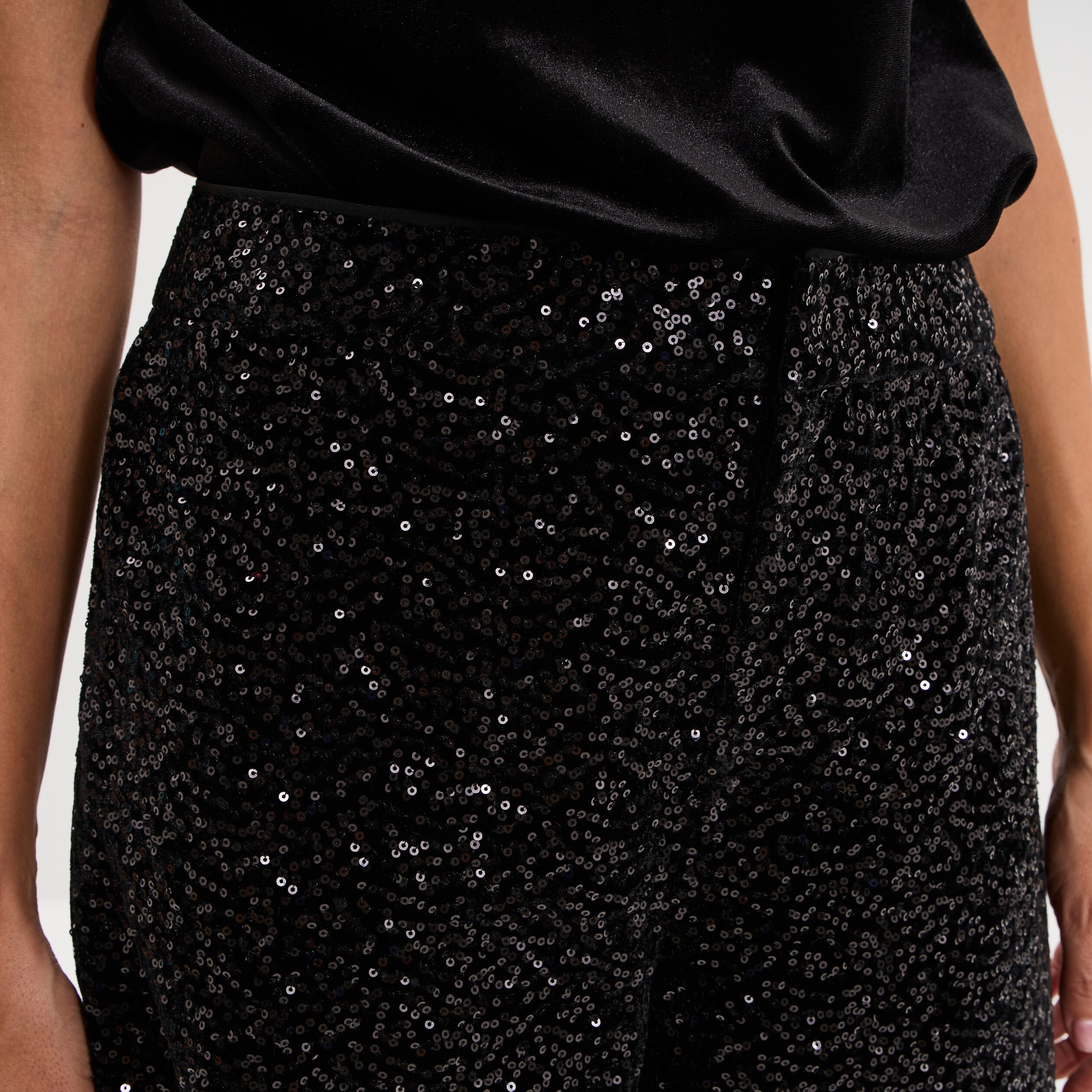 Short &agrave; sequins taille haute noir femme