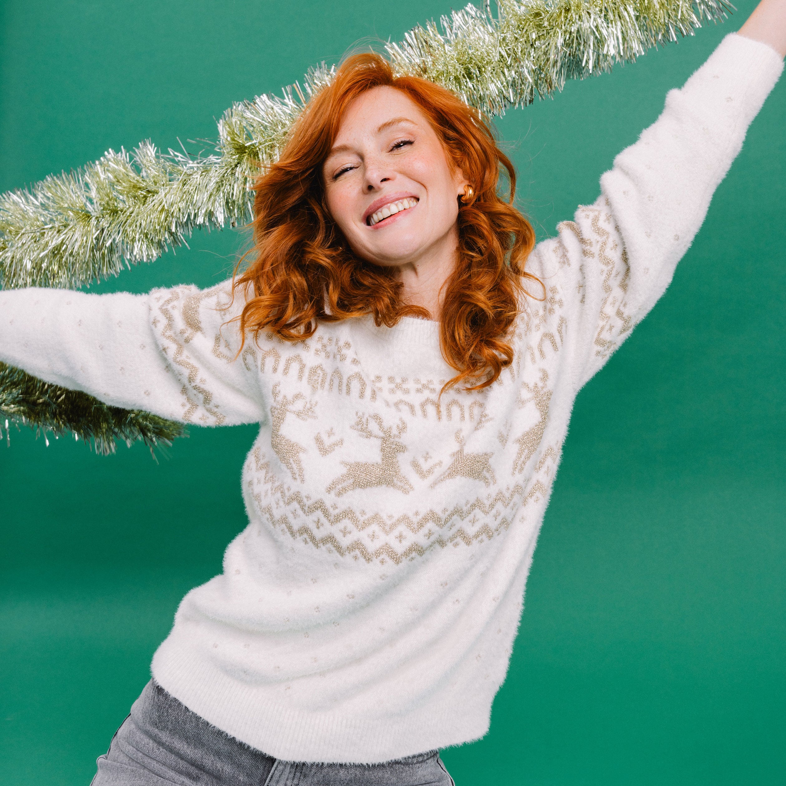 Pull No&euml;l col rond manches longues blanc femme