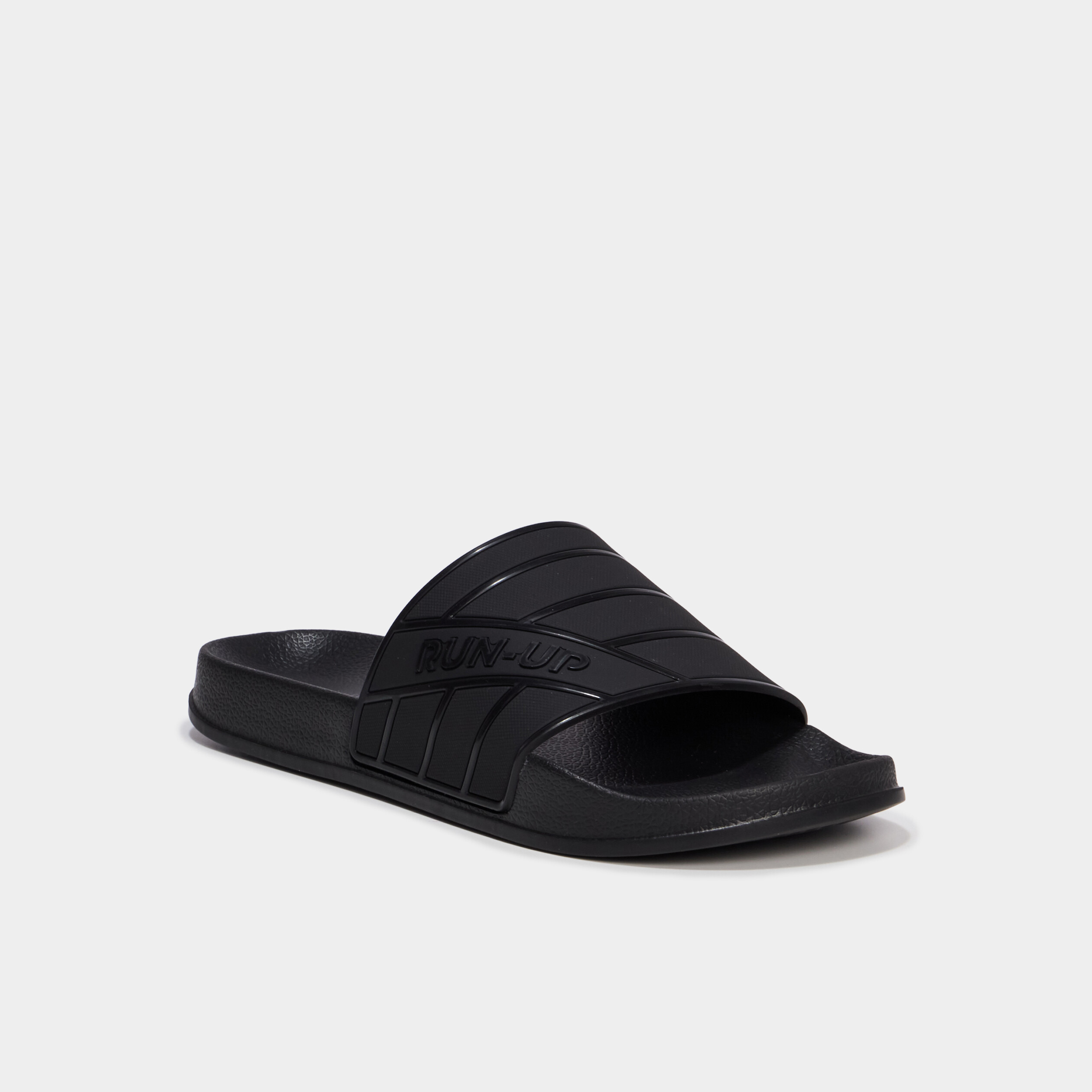 Mules &agrave; bride large bout rond noir homme