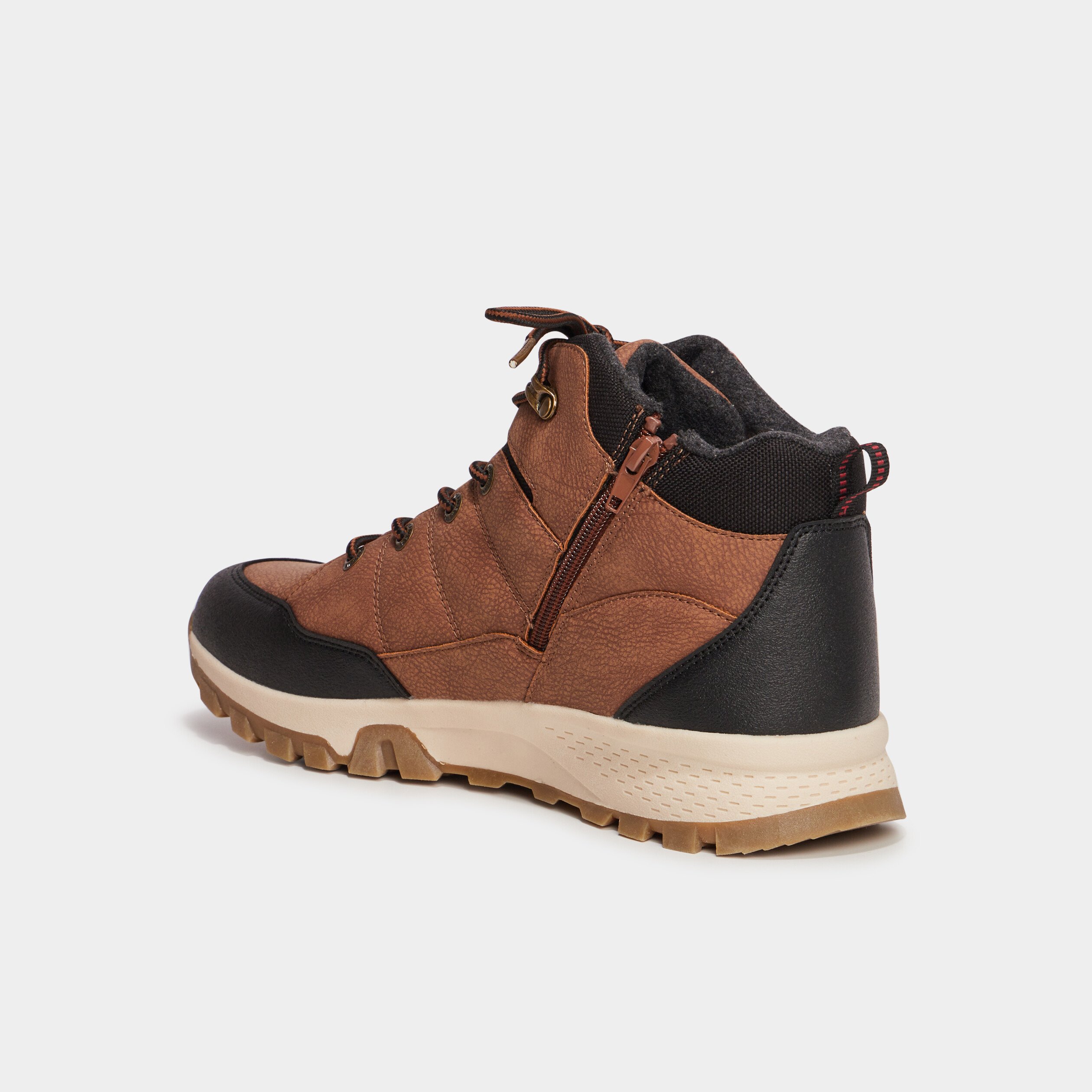 boots crantees a lacets marron homme Boots crantées à lacets marron homme