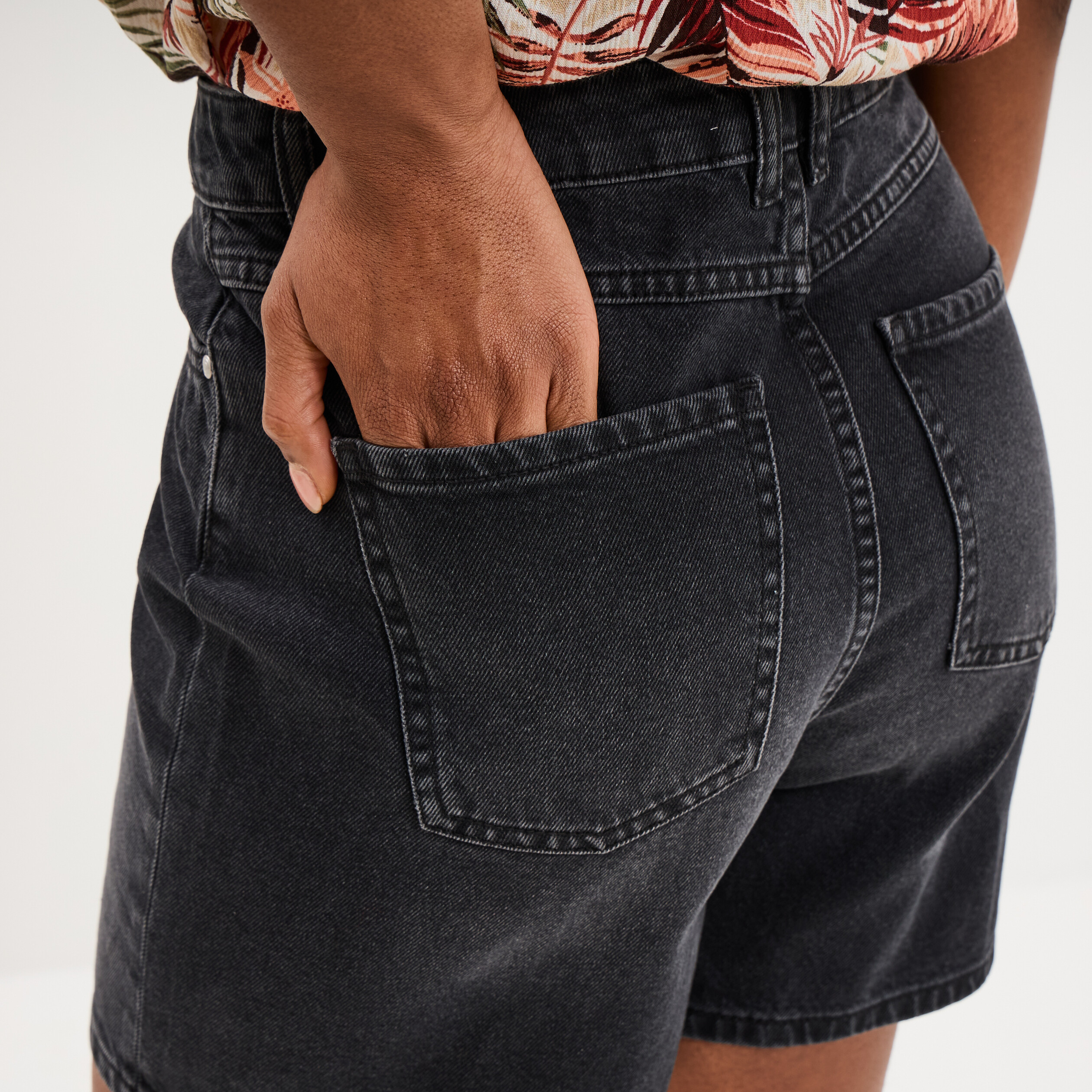 Short mom en jean 5 poches denim noir femme