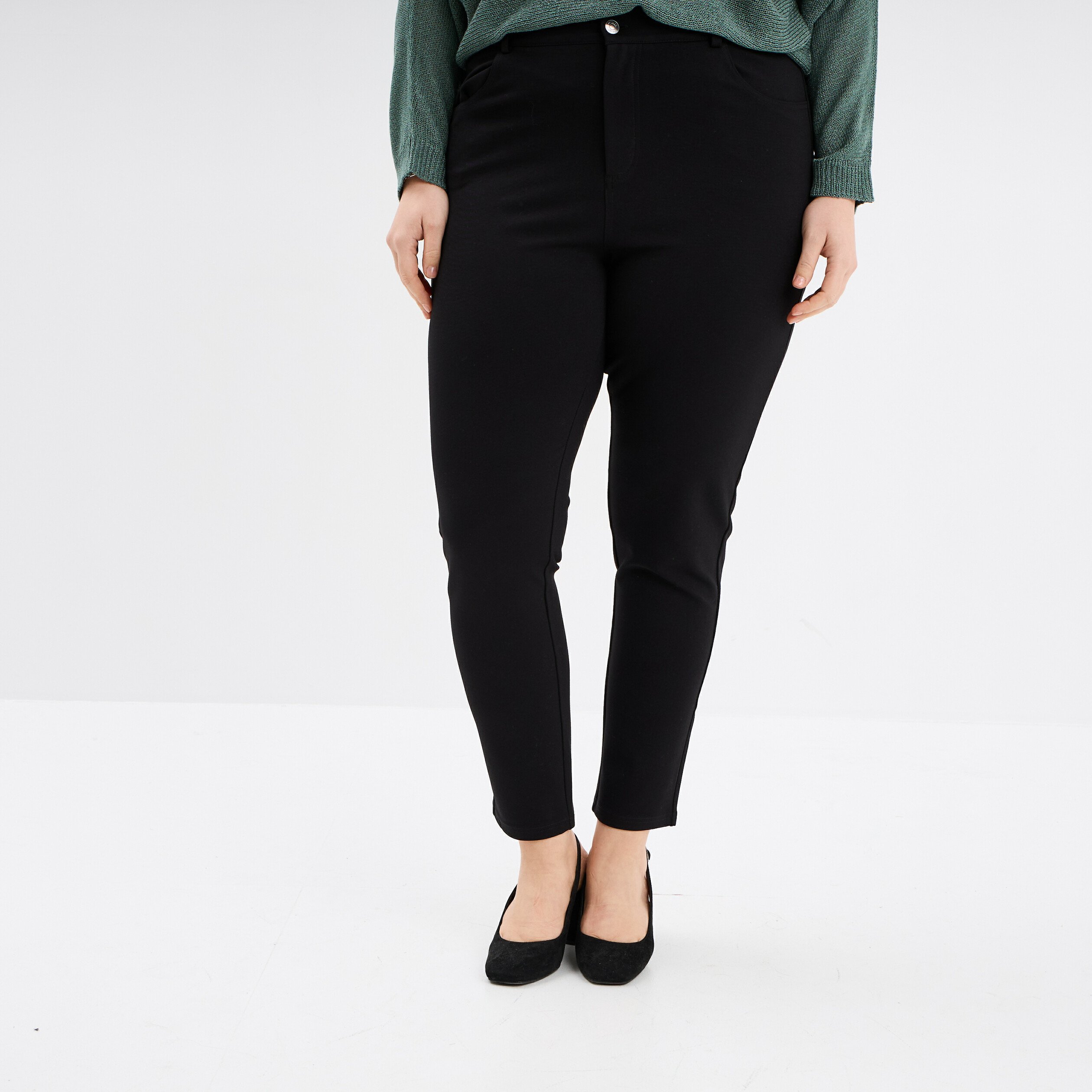 pantalon skinny taille standard noir femmegt Pantalon skinny taille standard noir femme grande taille