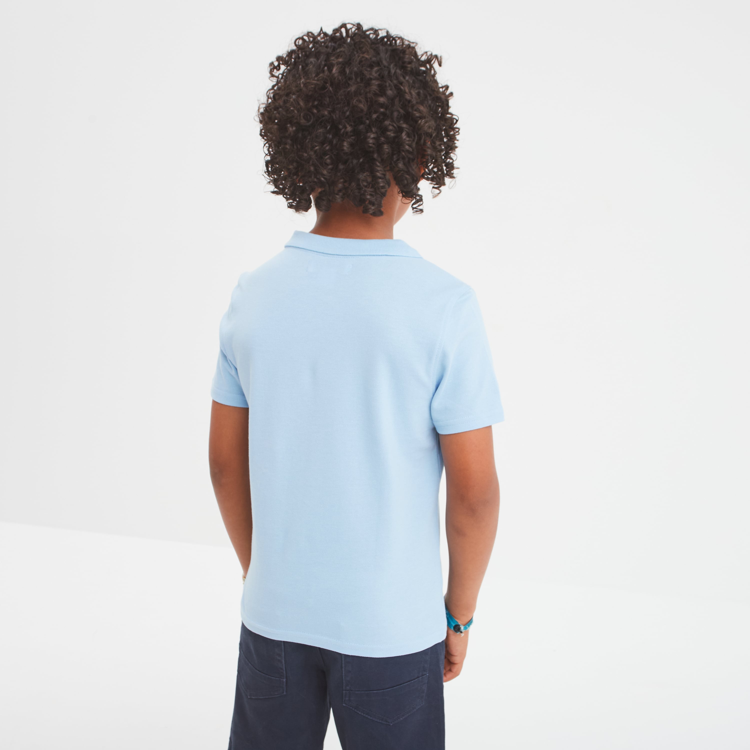 Polo manches courtes &agrave; d&eacute;tail brod&eacute; bleu pastel gar&ccedil;on