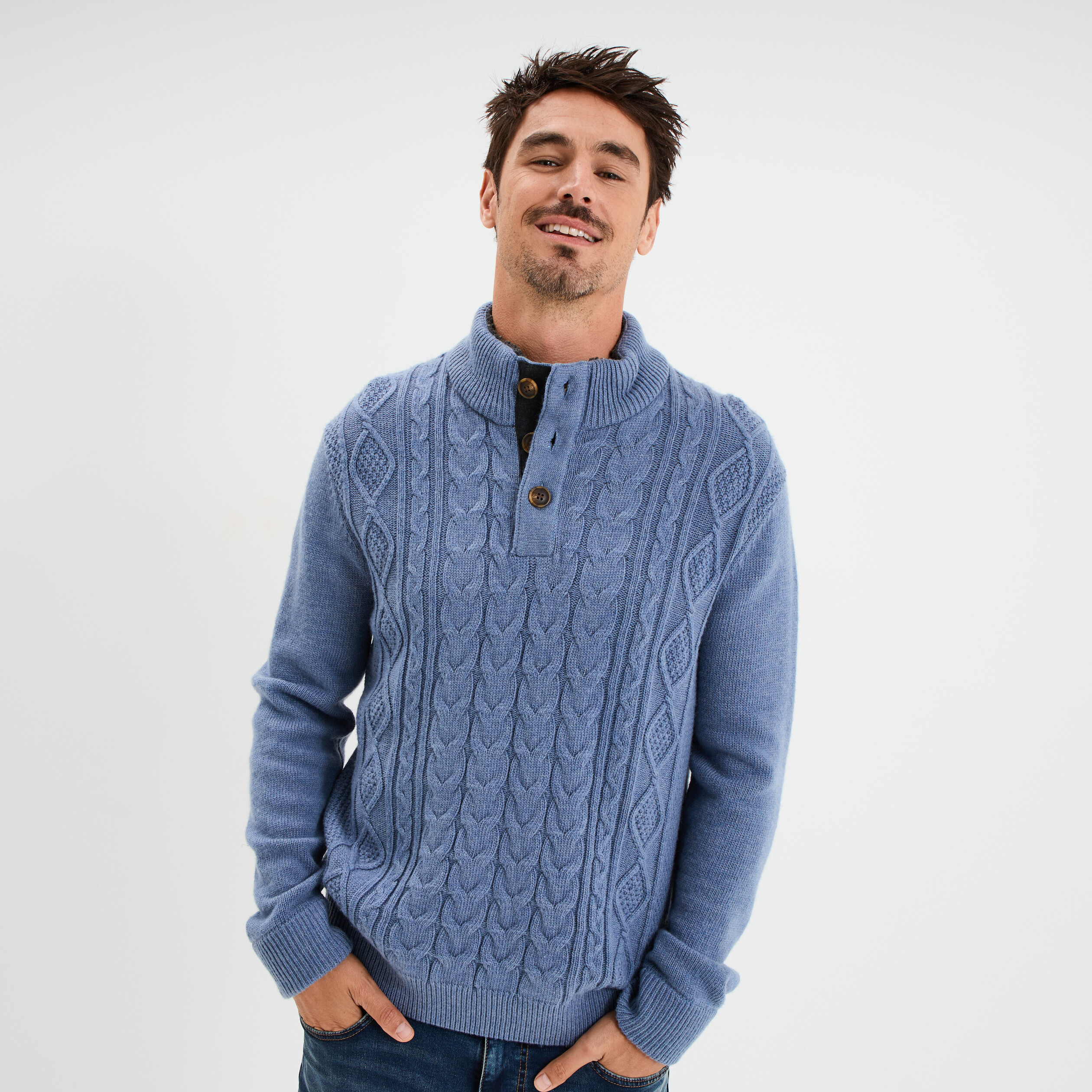 Pull col montant boutonné et torsades bleu foncé homme La Halle