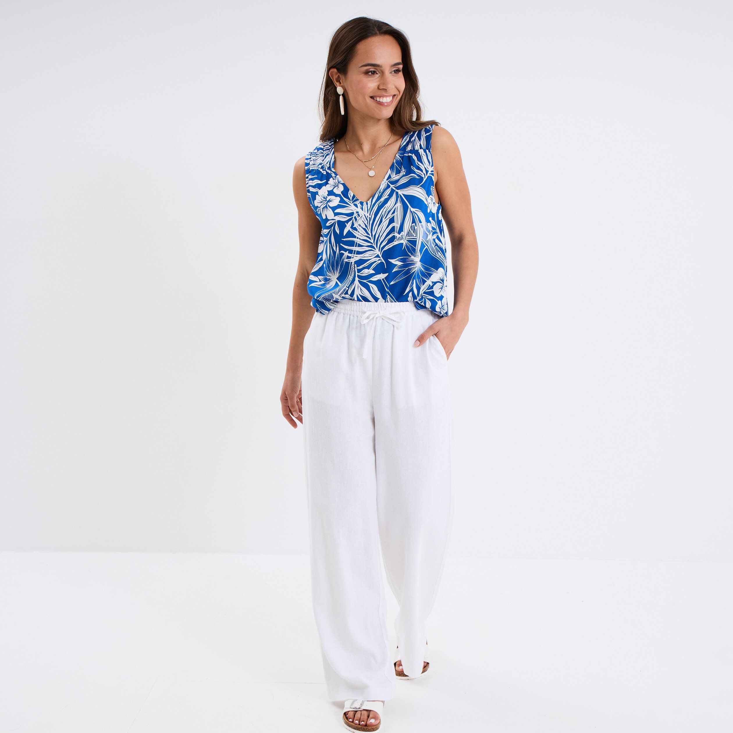 blouse col en v bretelles larges bleu electrique femme Blouse col en V bretelles larges bleu electrique femme
