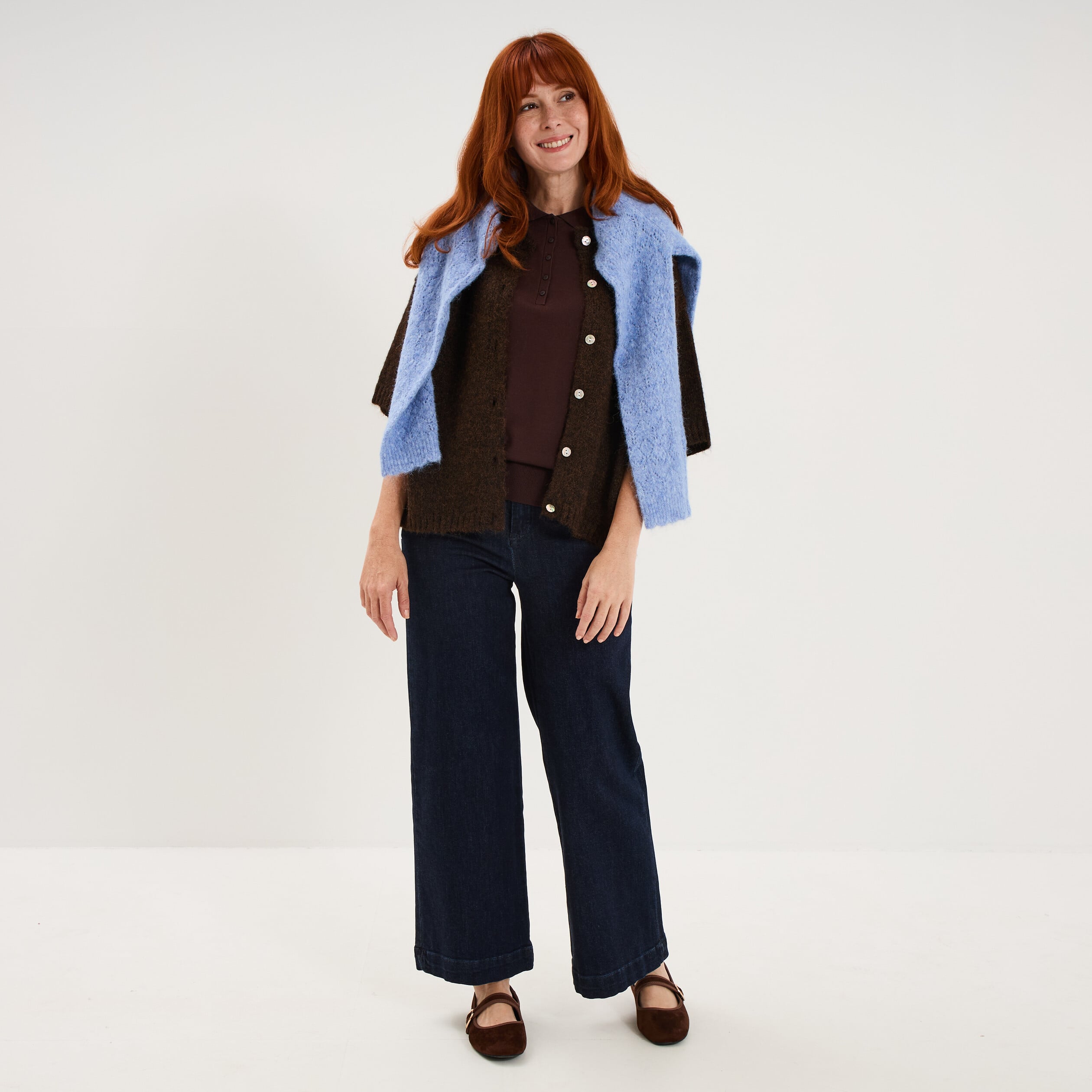 Gilet boutonn&eacute; manches courtes col rond marron fonc&eacute; femme