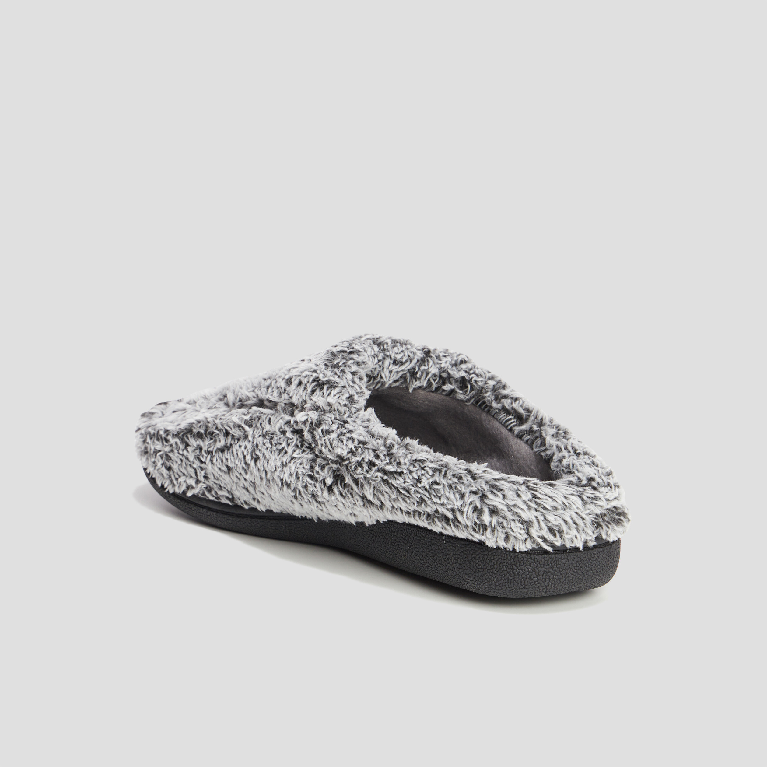 chaussons bout rond fourres gris homme Chaussons bout rond fourrés gris homme