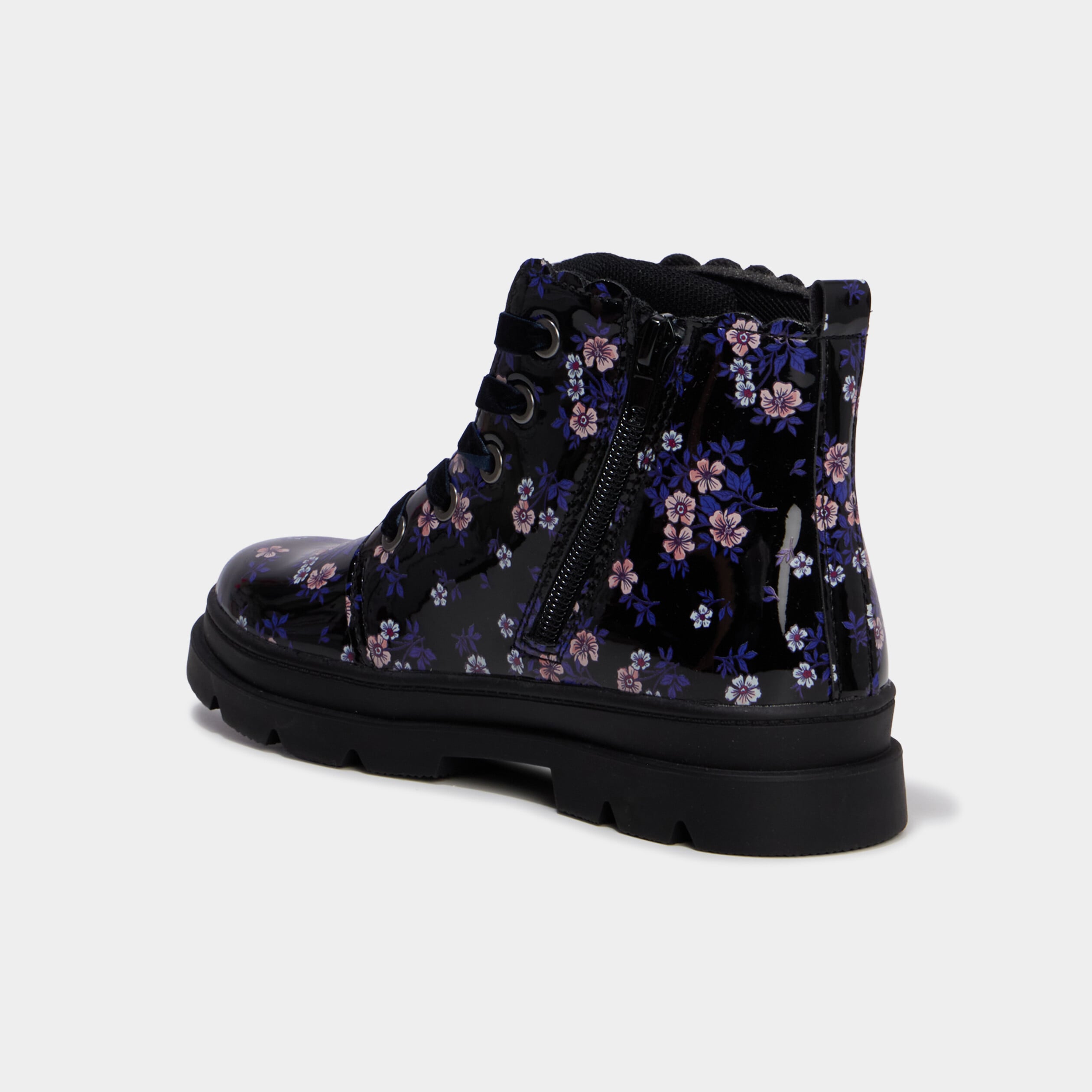 Boots crant&eacute;es vernies noir fille