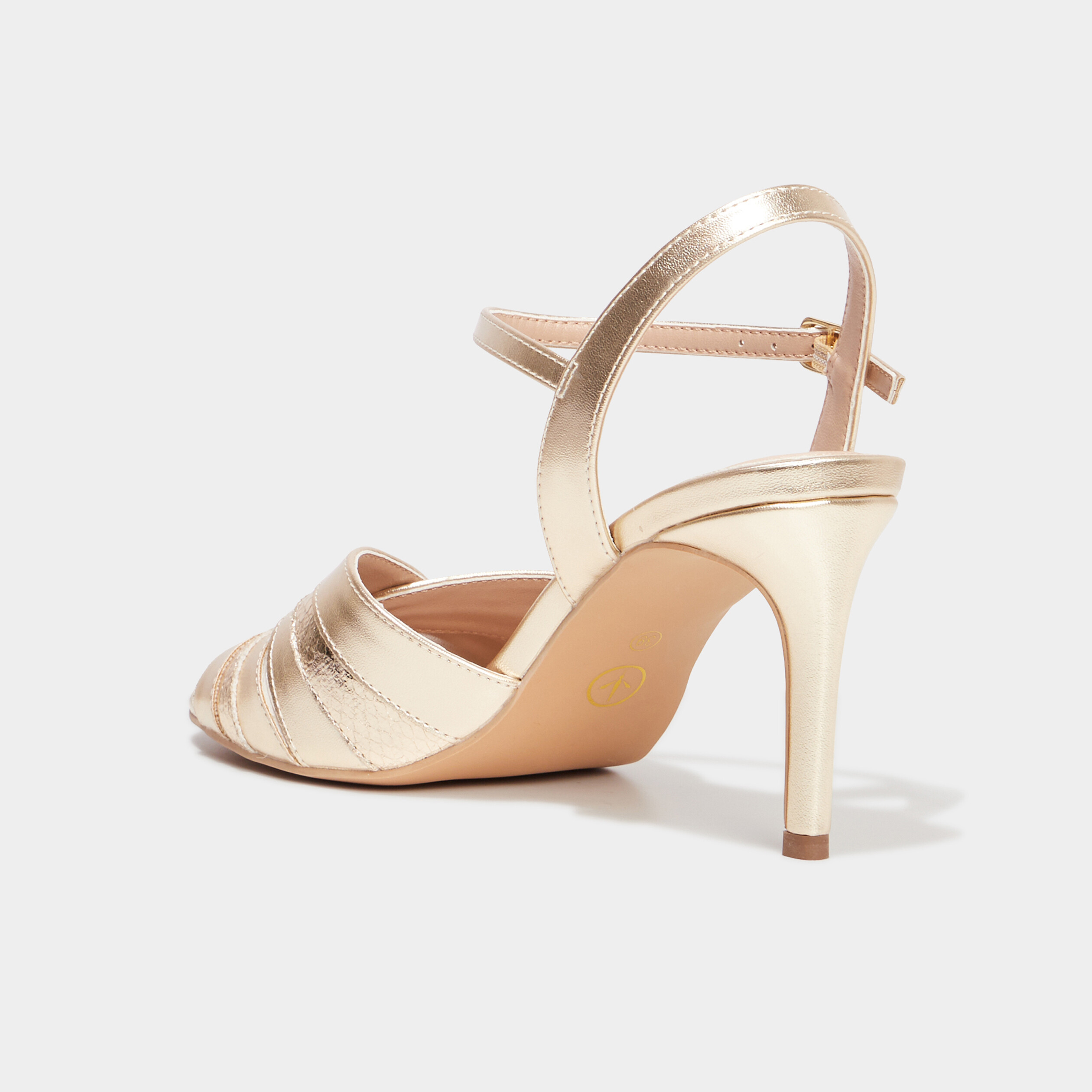 Sandales &agrave; talons m&eacute;tallis&eacute;es jaune or femme