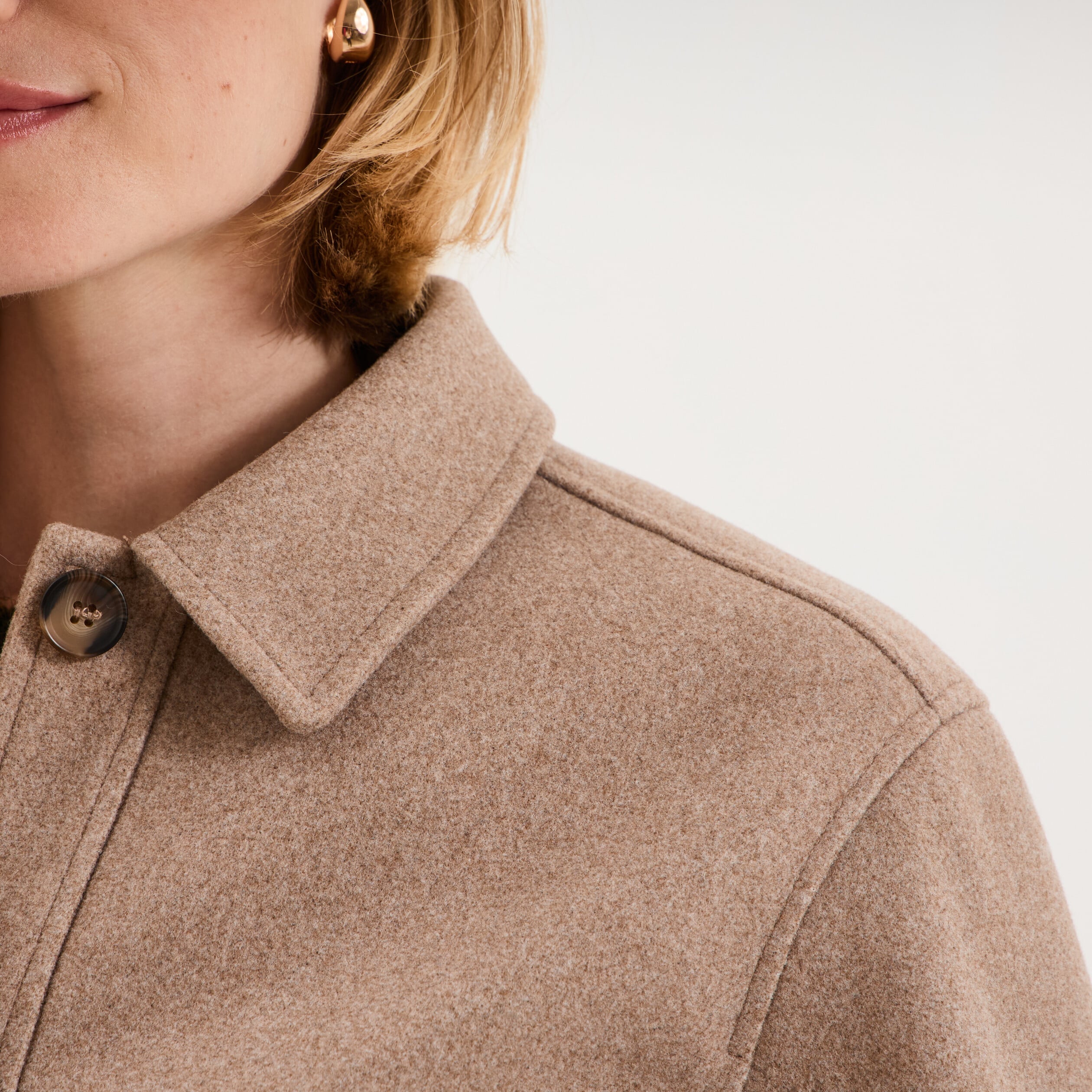 Veste courte col amovible sable femme