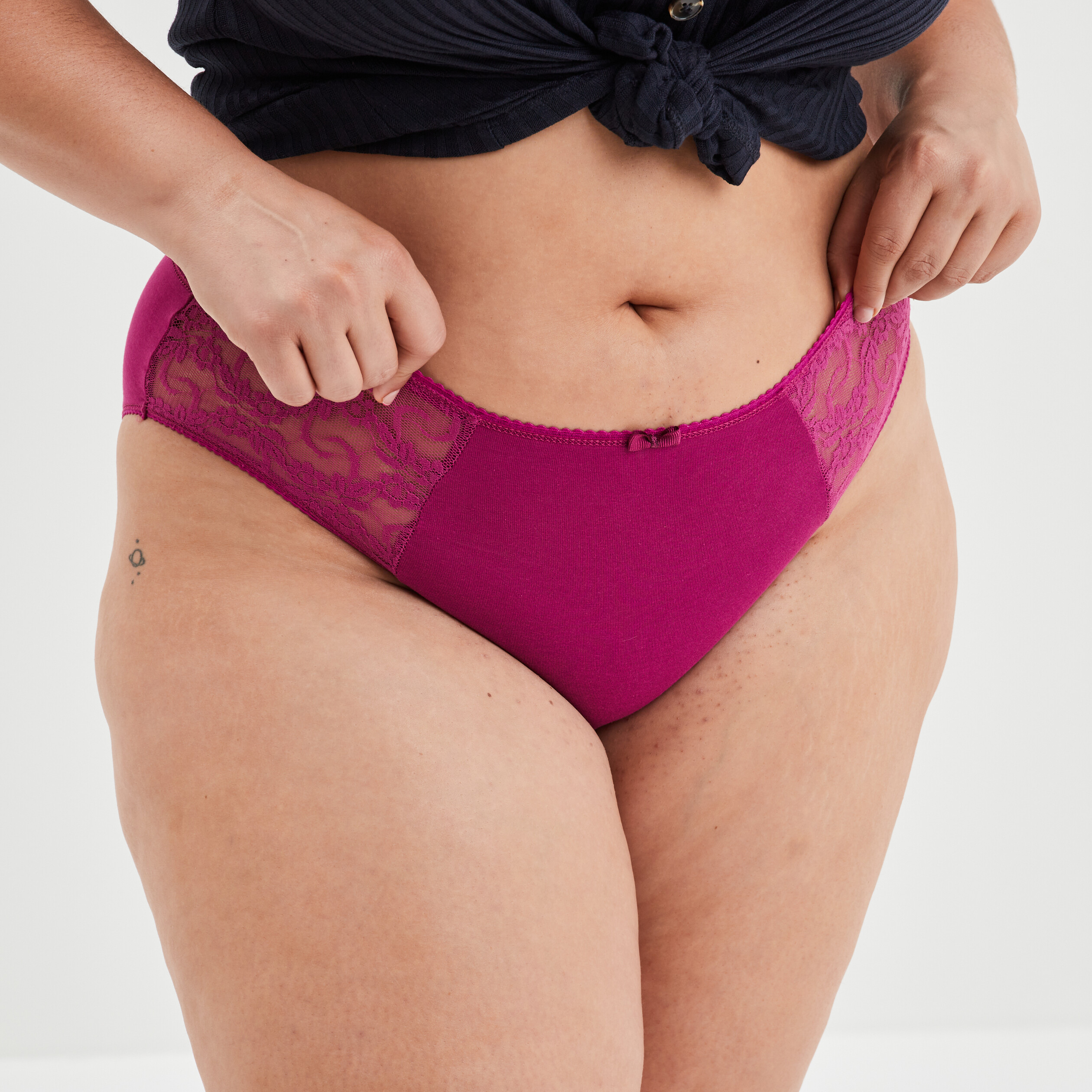 culotte empiecements dentelle violet femmegt Culotte empiècements dentelle violet femme grande taille