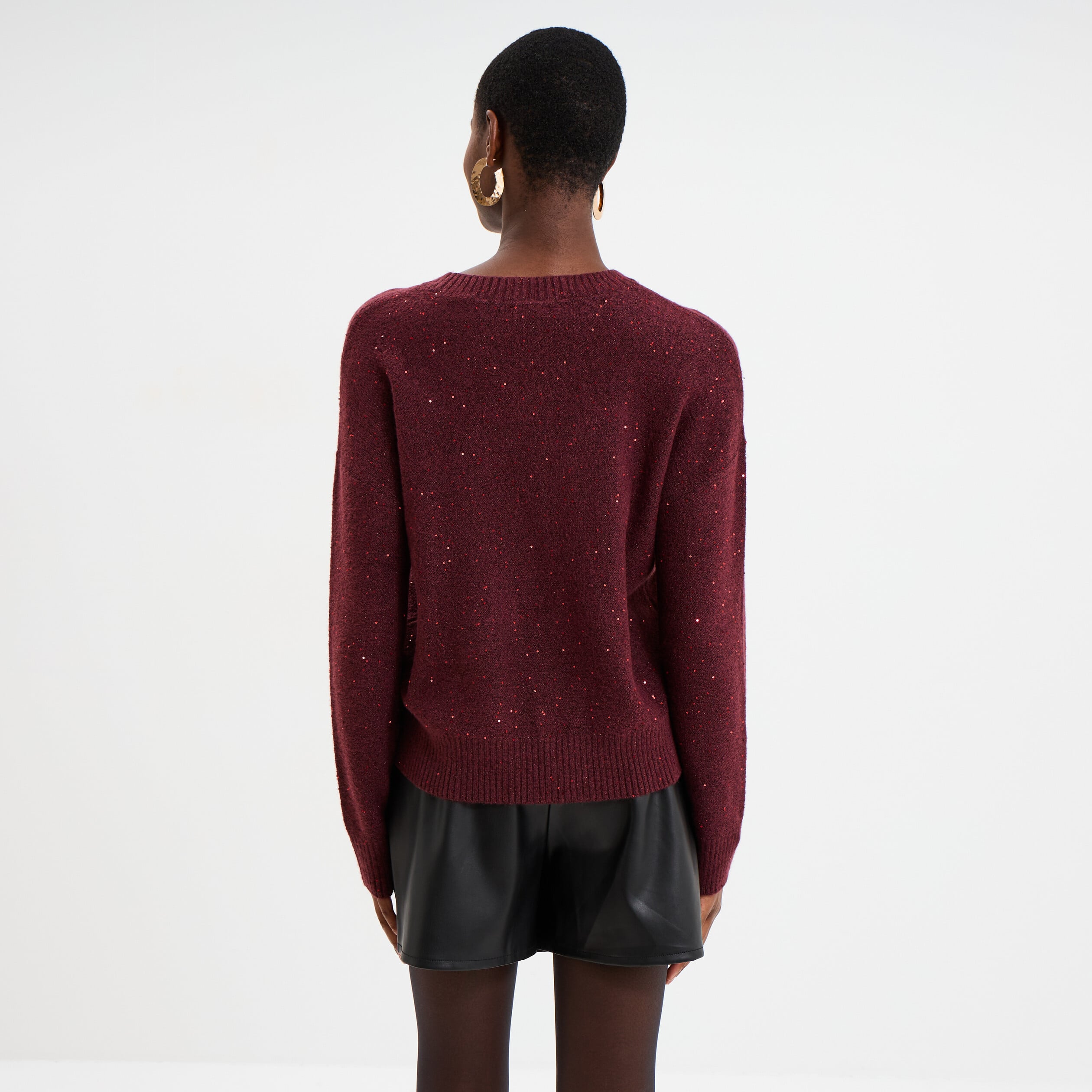 Pull col rond paillettes fils m&eacute;tallis&eacute;s bordeaux femme