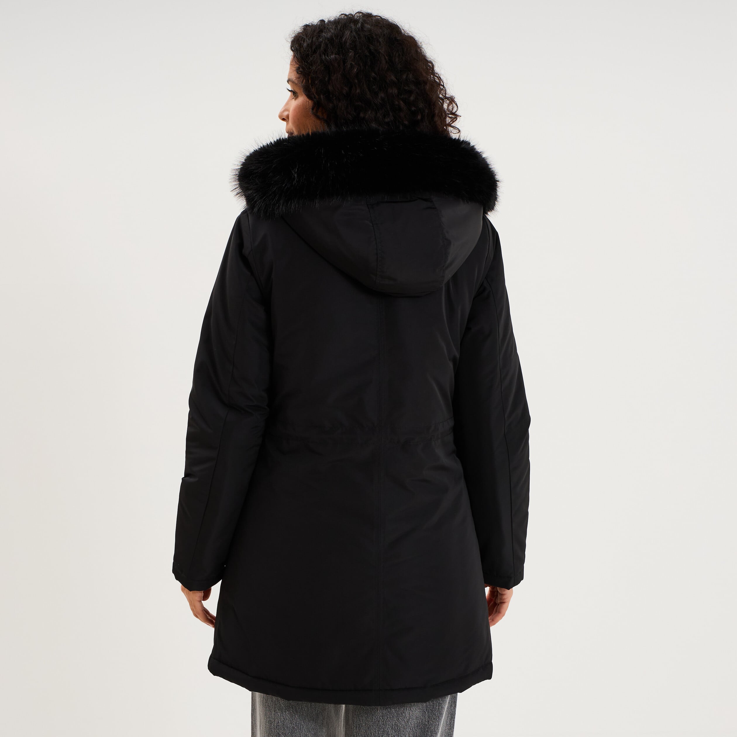 Parka fourr&eacute;e &agrave; capuche fausse fourrure noir femme