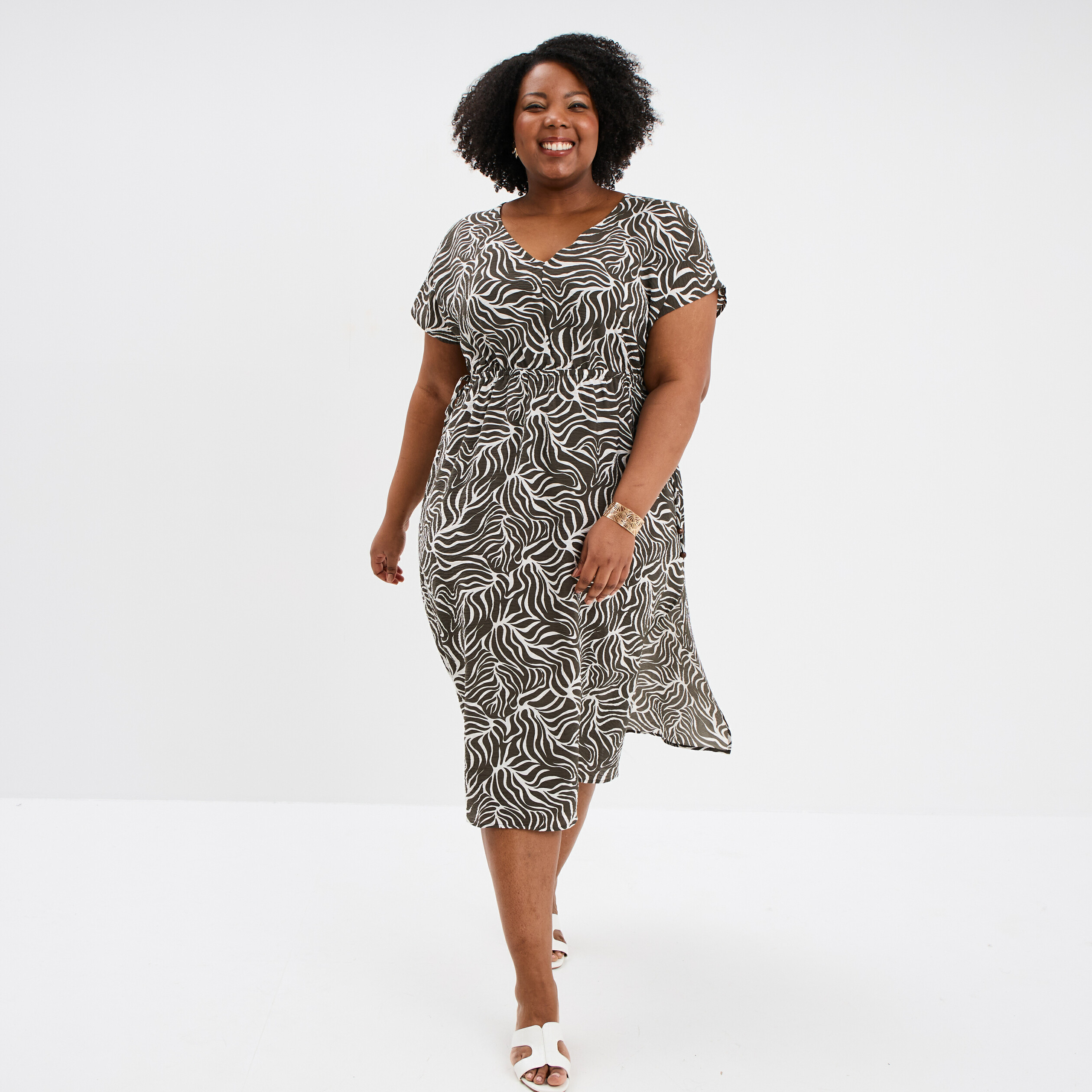 Robe longue taille &agrave; coulisse fluide vert kaki femme grande taille