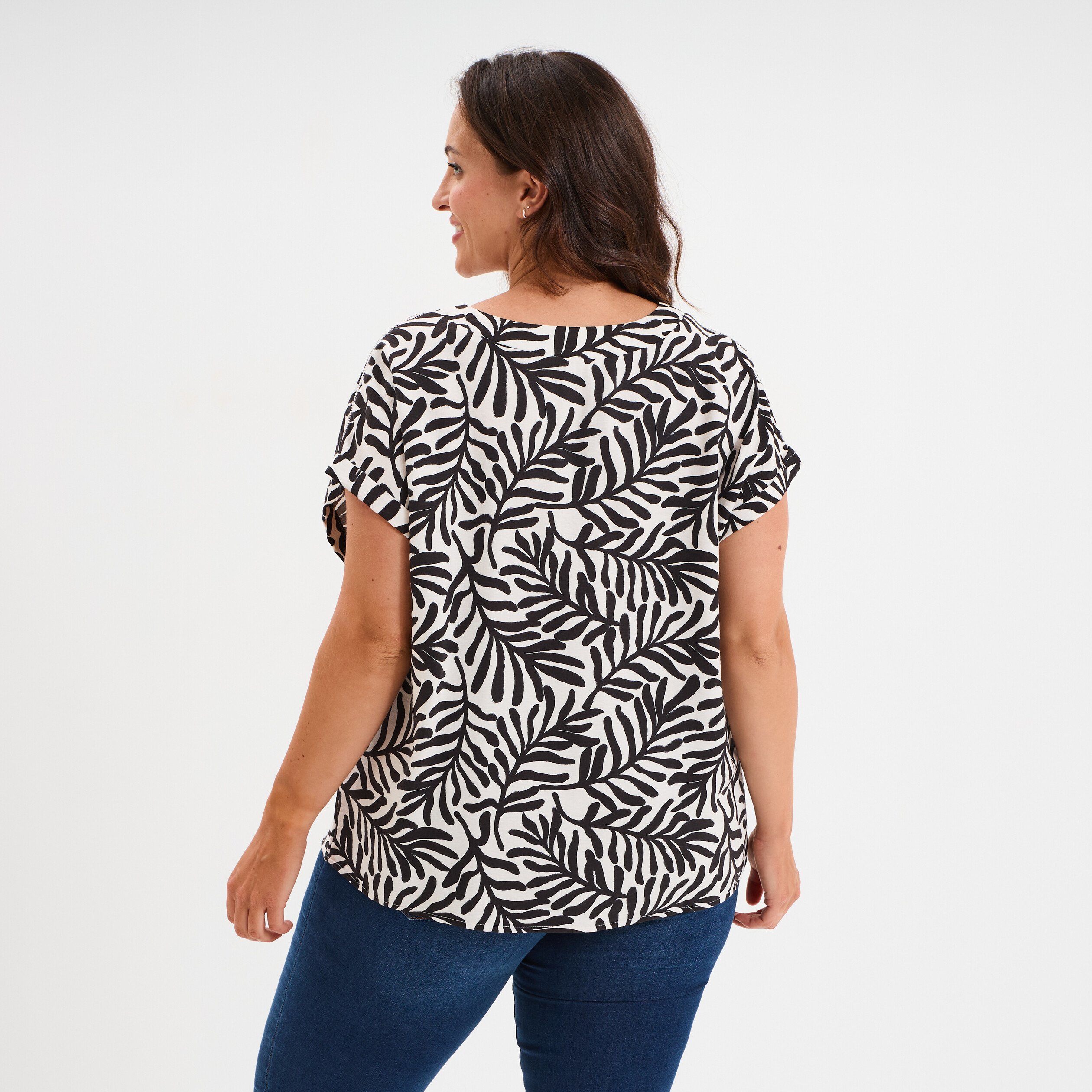 blouse col en v manches courtes blanc femmegt Blouse col en V manches courtes blanc femme grande taille