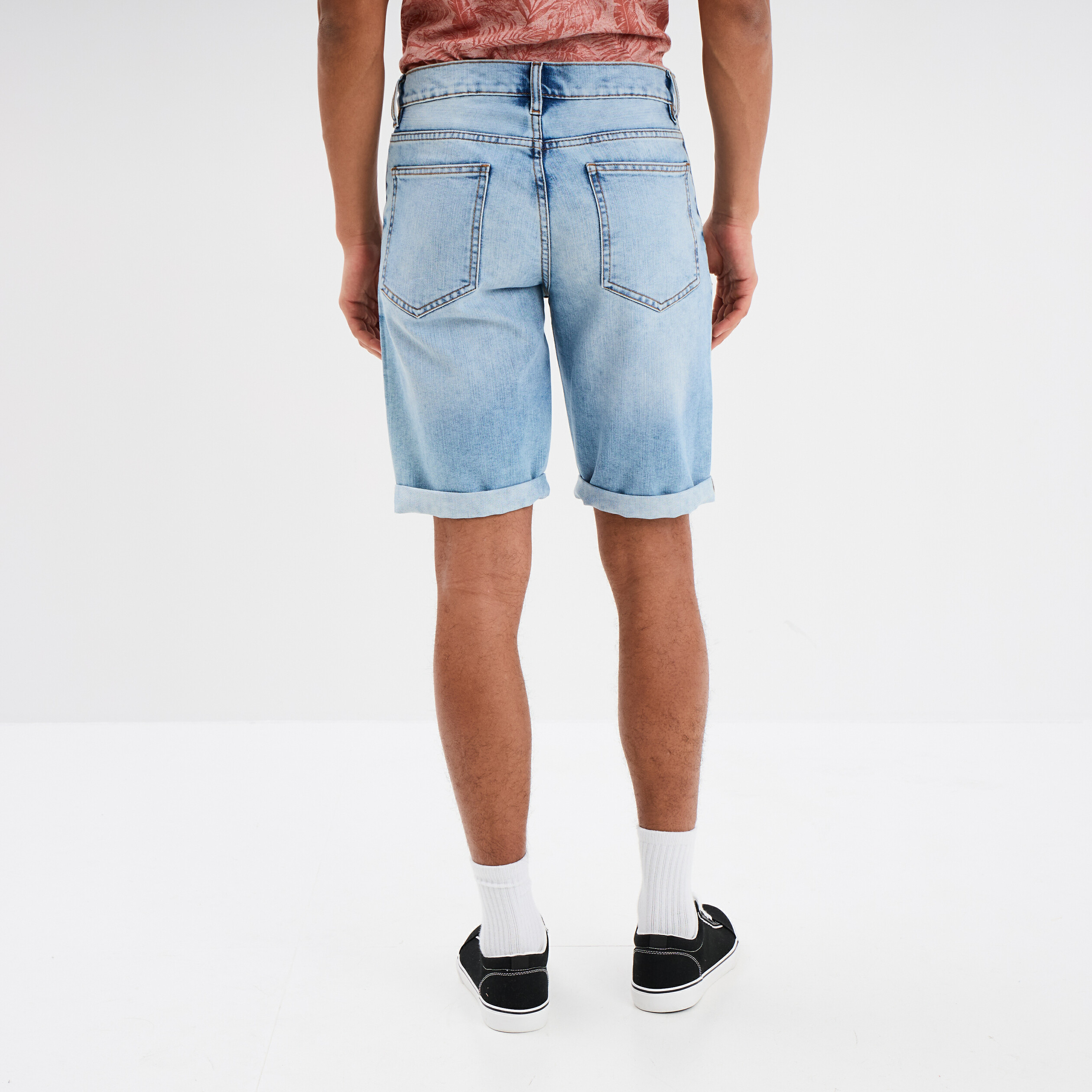 Bermuda short droit en jean denim bleach homme