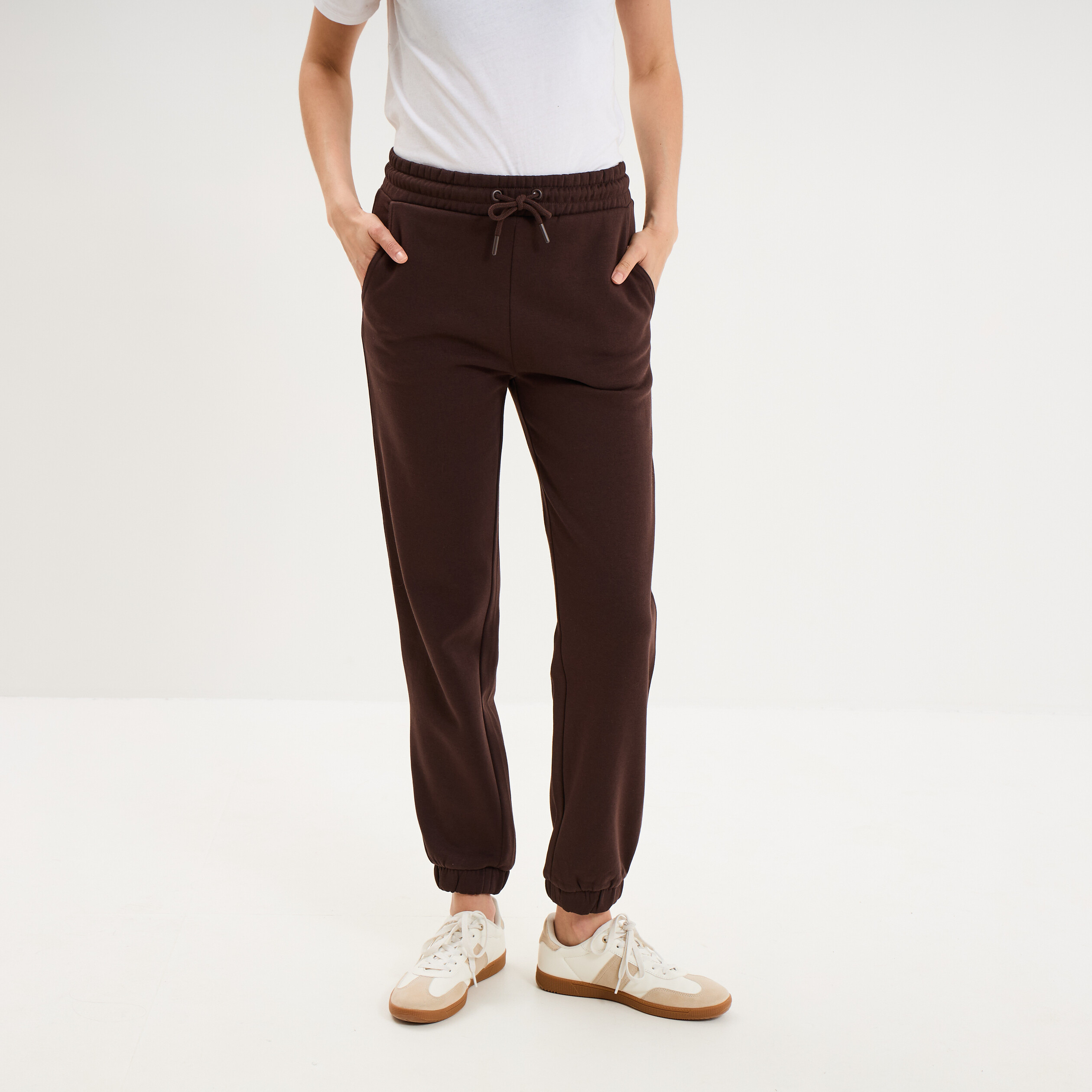 Pantalon de jogging molletonn&eacute; marron fonc&eacute; femme