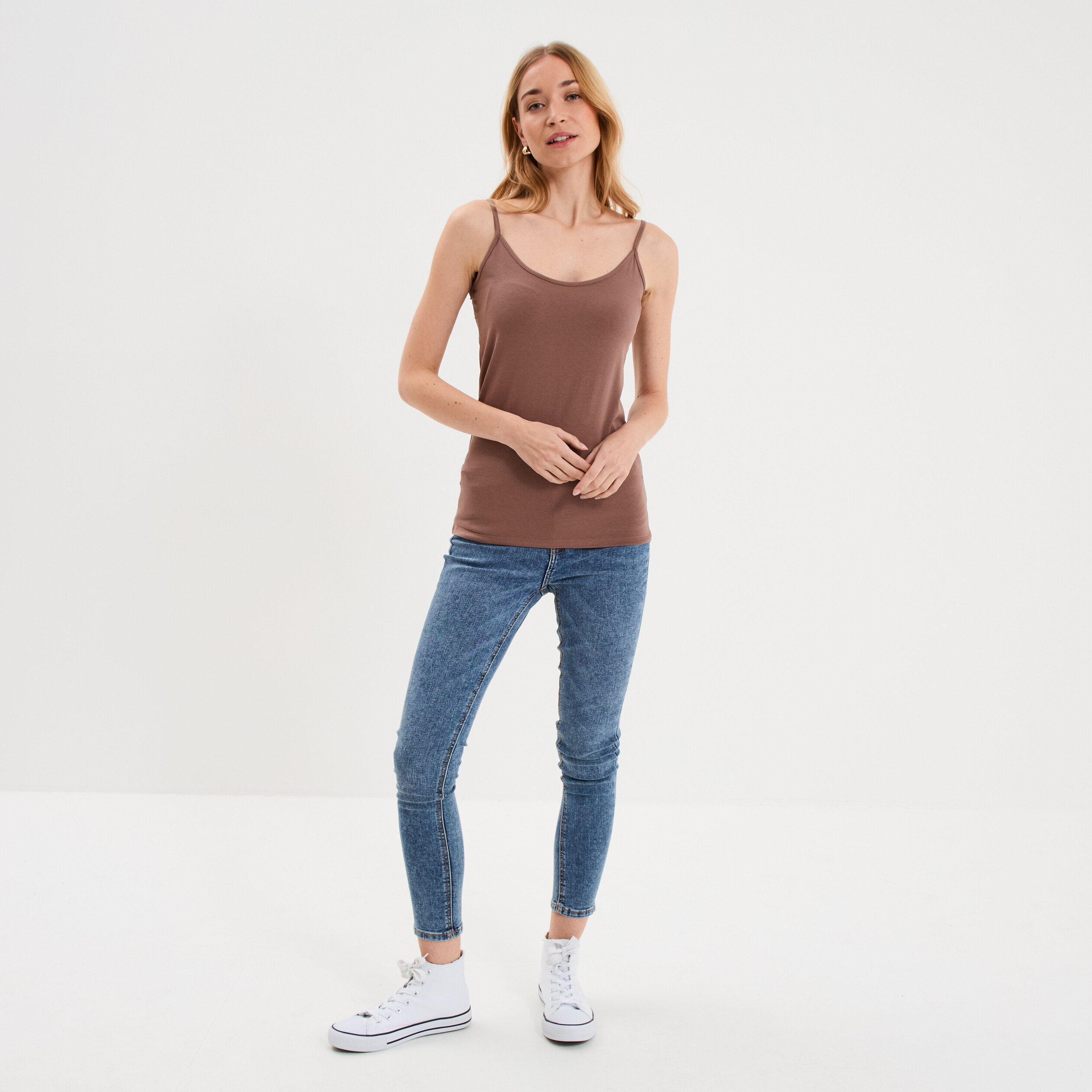 D&eacute;bardeur coton bretelles r&eacute;glables marron cognac femme