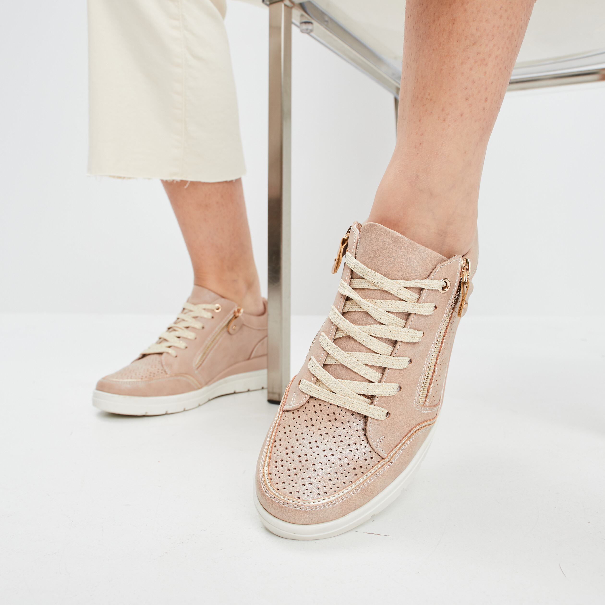 Tennis &agrave; lacets zipp&eacute;es rose femme