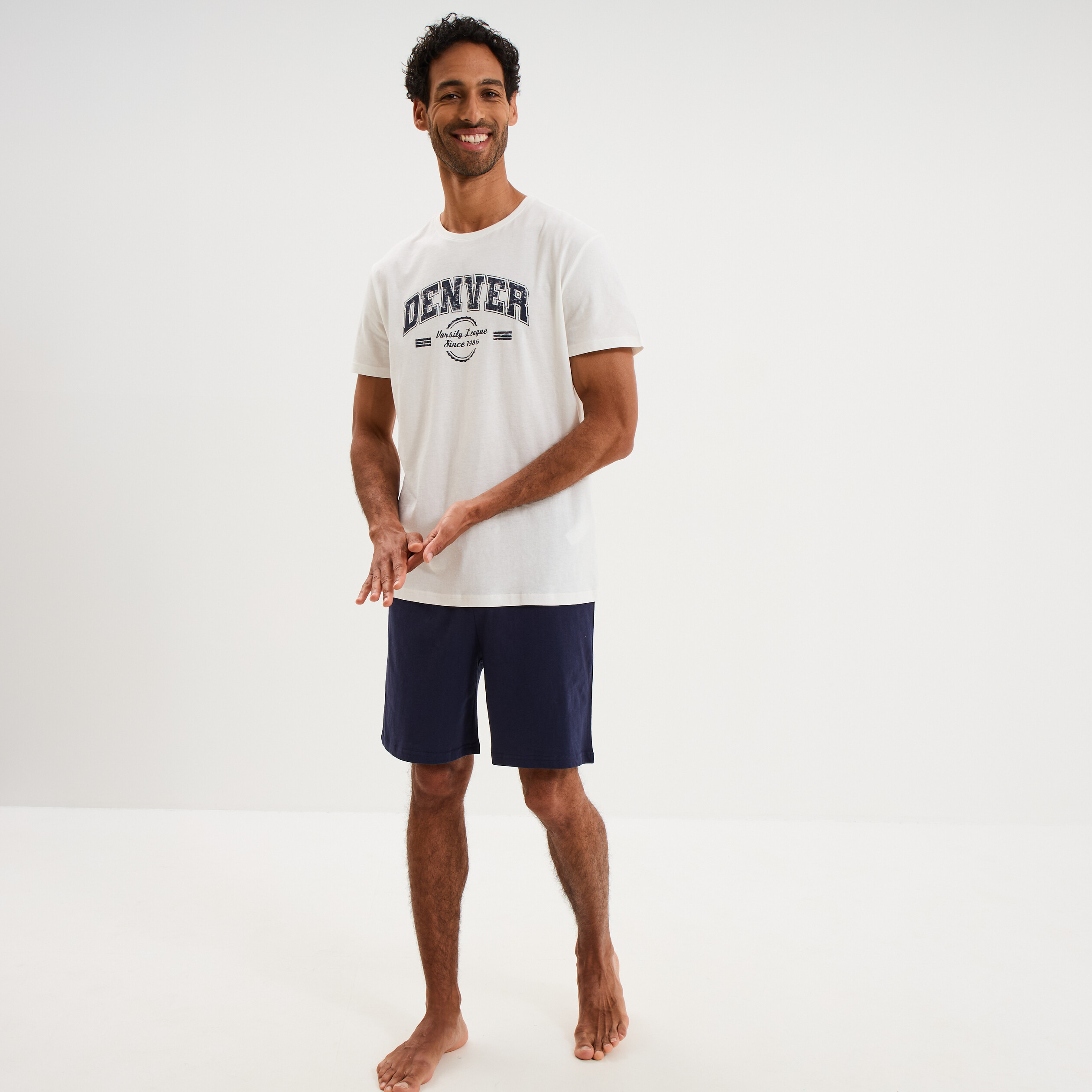 Ensemble pyjama t-shirt et short blanc homme