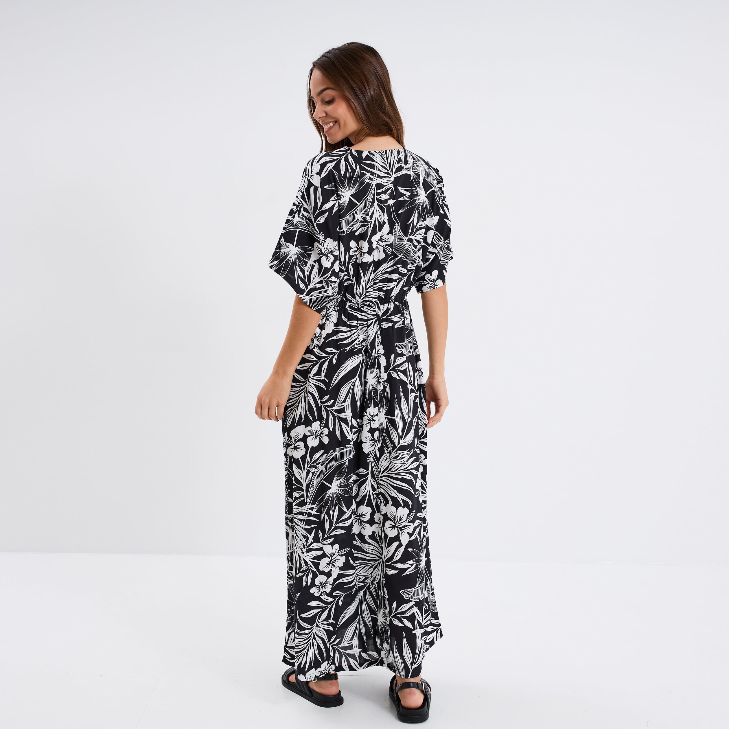 Robe longue col en V manches courtes noir femme