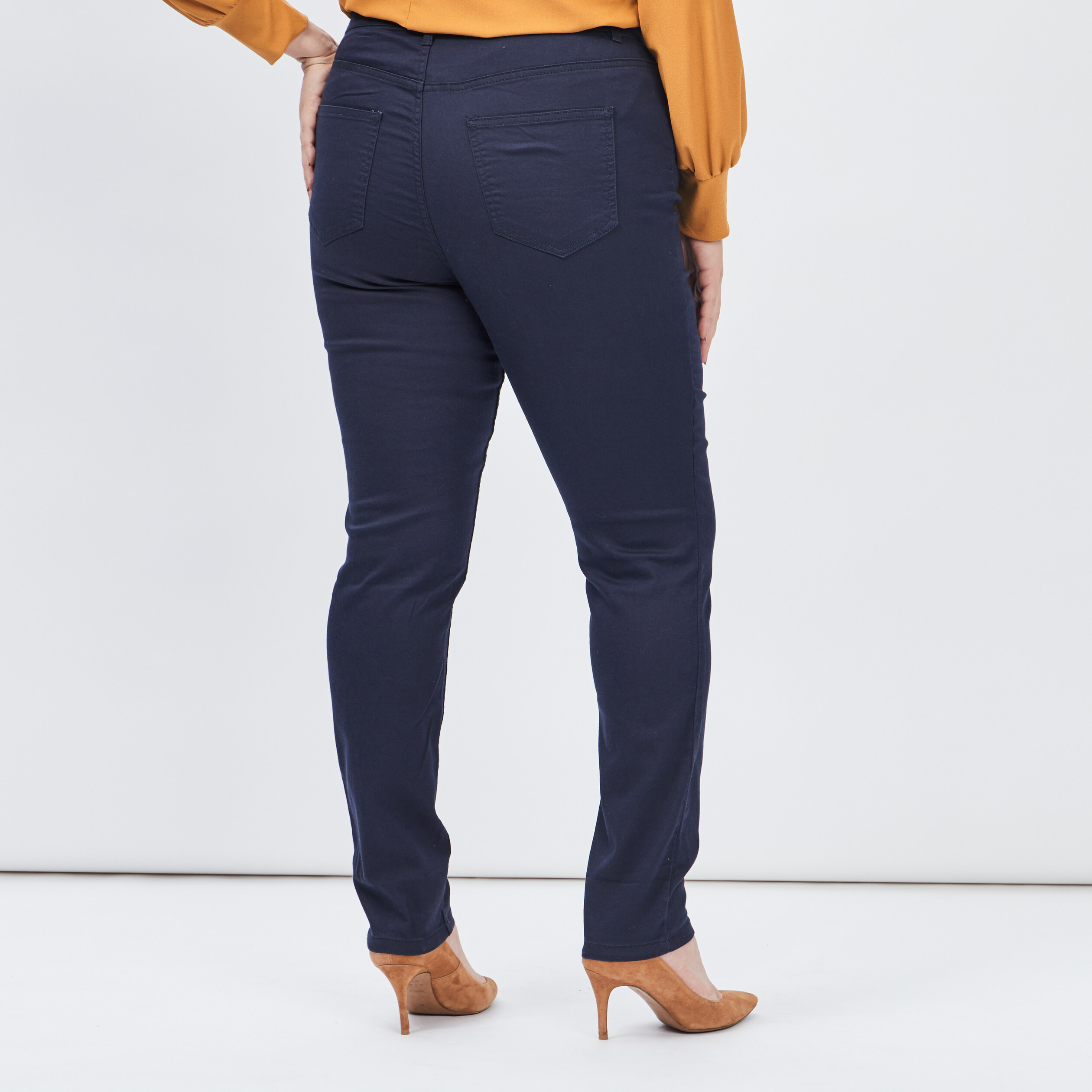 pantalon slim taille haute et elastiquee bleu marine femmegt Pantalon slim taille haute et élastiquée bleu marine femme grande taille