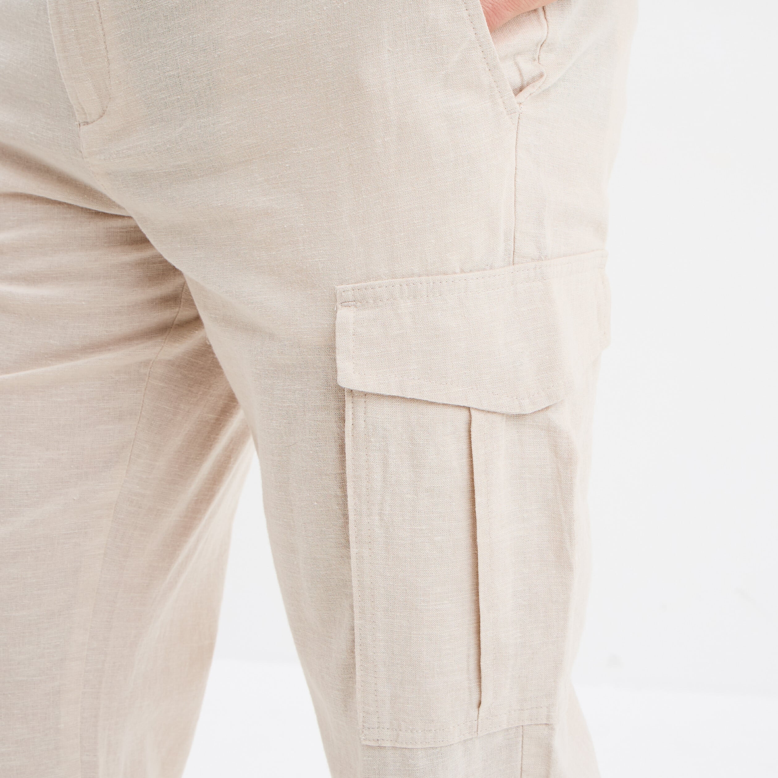 Pantalon cargo en lin m&eacute;lang&eacute; gris clair homme