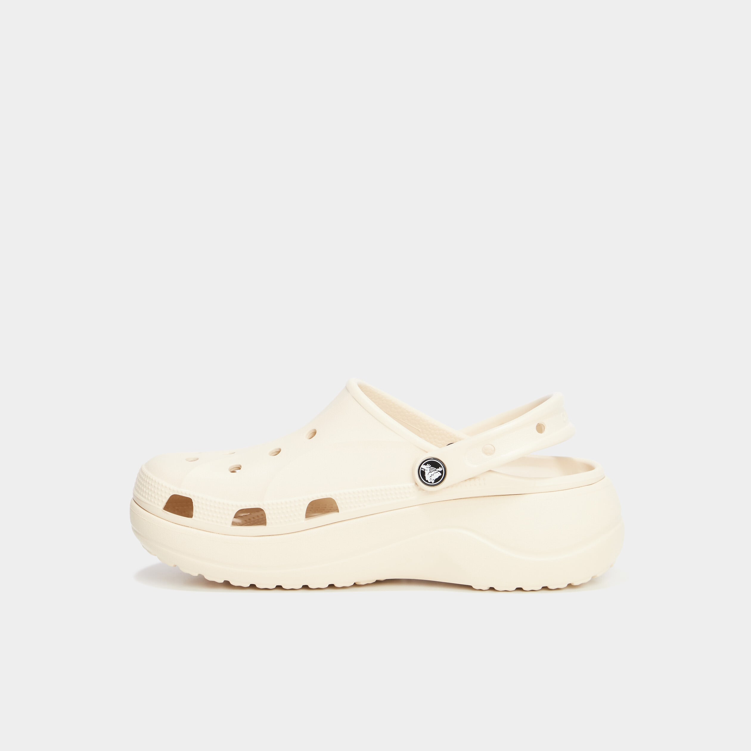 Sabots compens&eacute;es Crocs marron clair femme