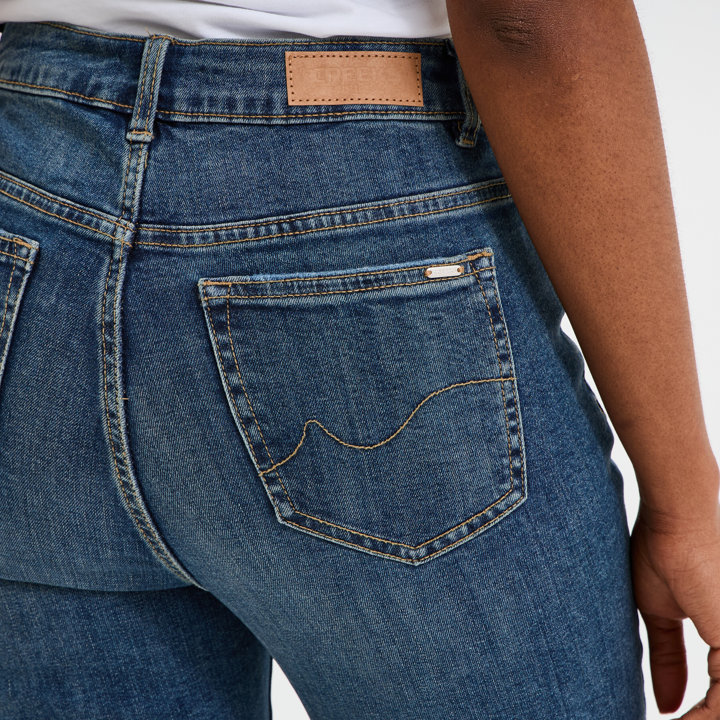 jeans slim taille haute denim dirty femme Jeans slim taille haute denim dirty femme