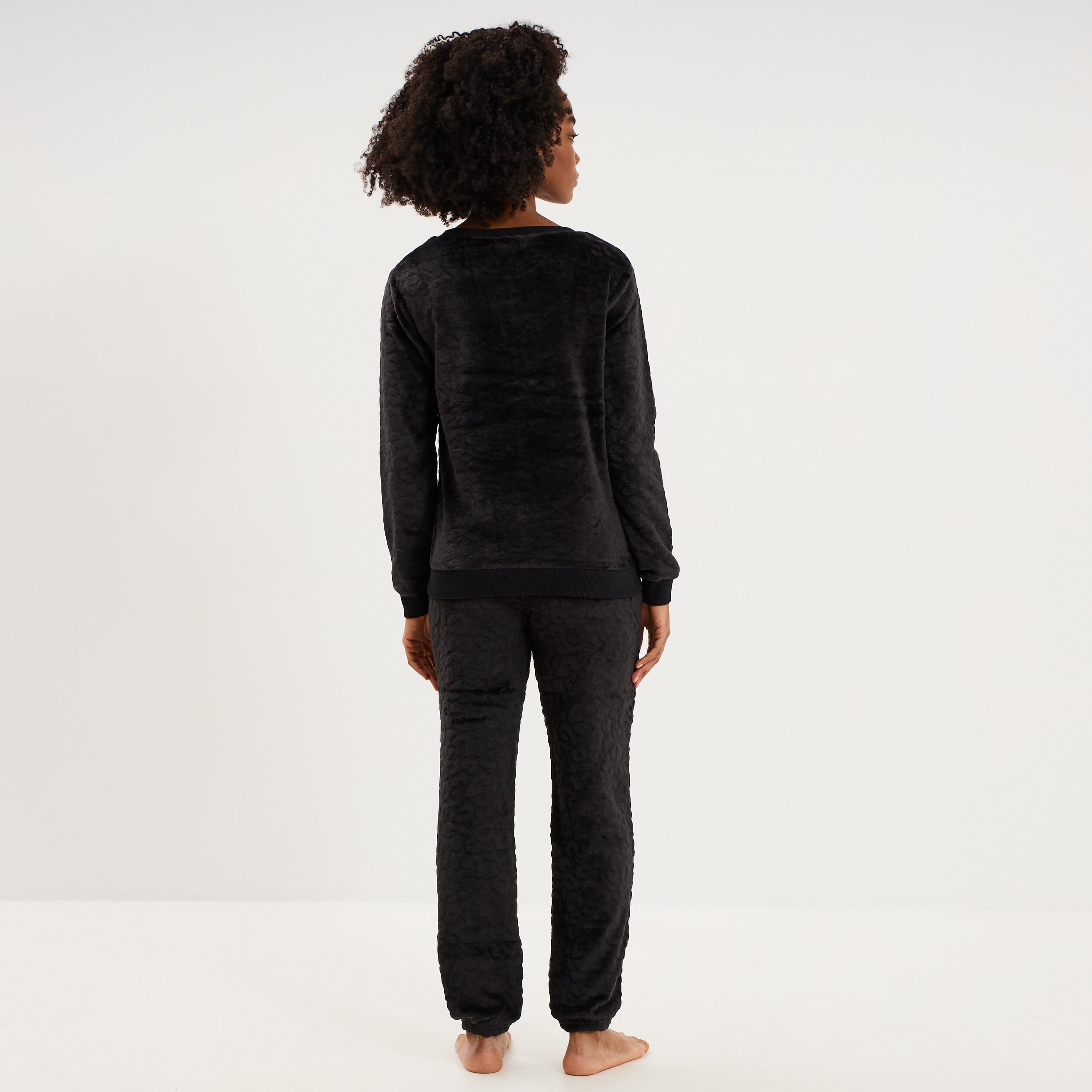 Ensemble pyjama effet polaire col rond noir femme