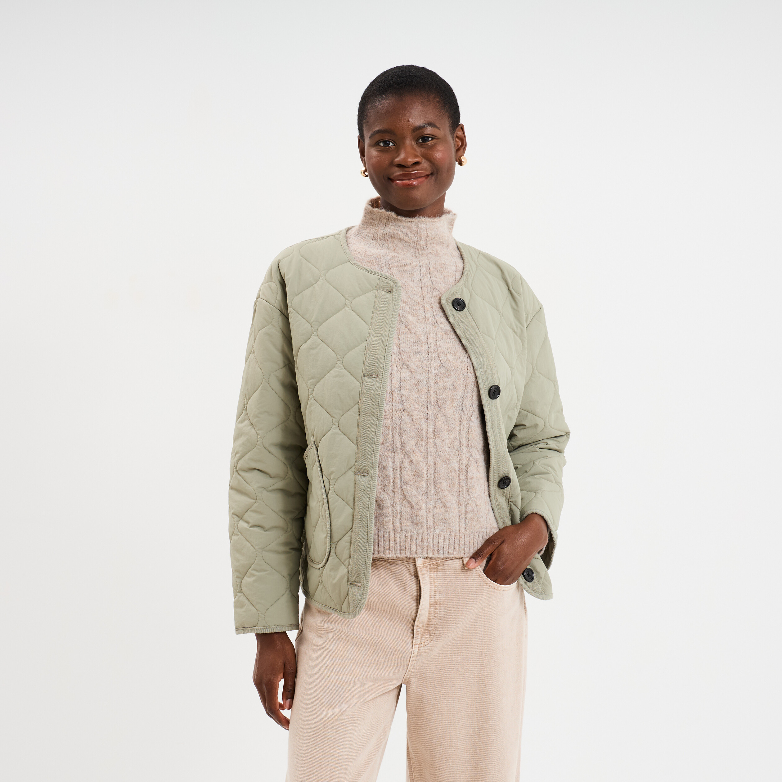 Veste matelass&eacute;e boutonn&eacute;e col rond vert kaki femme