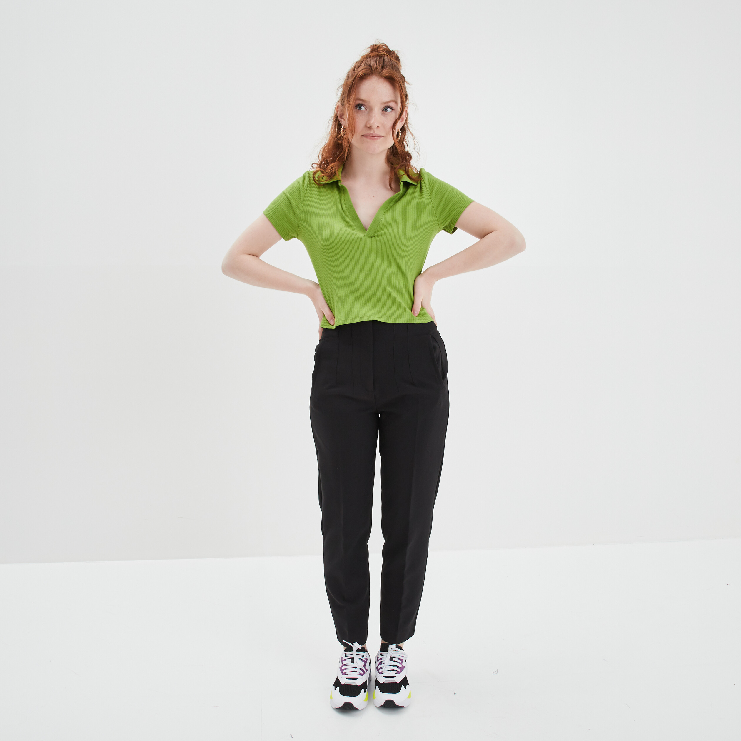 t shirt court cotele col polo coton vert femme T-shirt court côtelé col polo coton vert femme