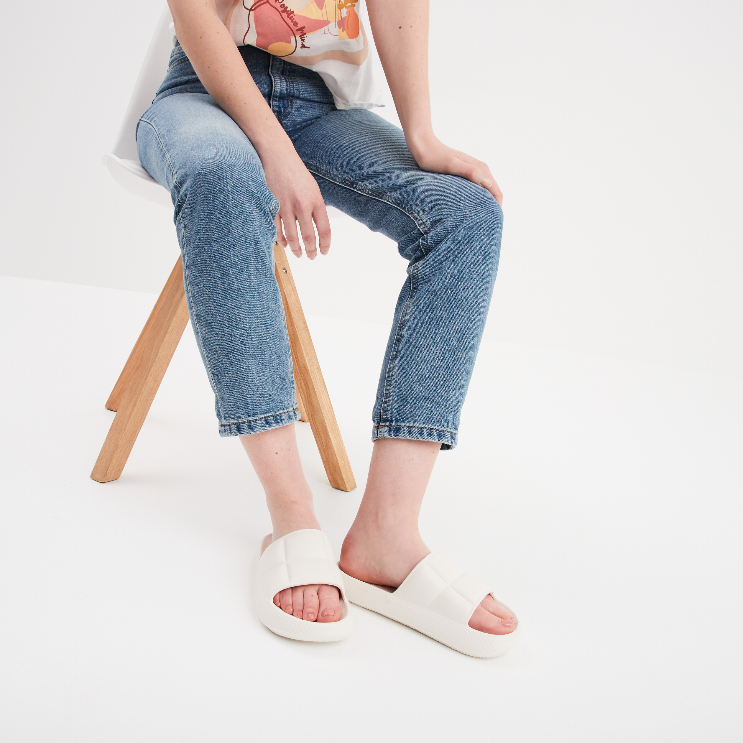Claquettes matelass&eacute;es Wamea Beach blanc femme