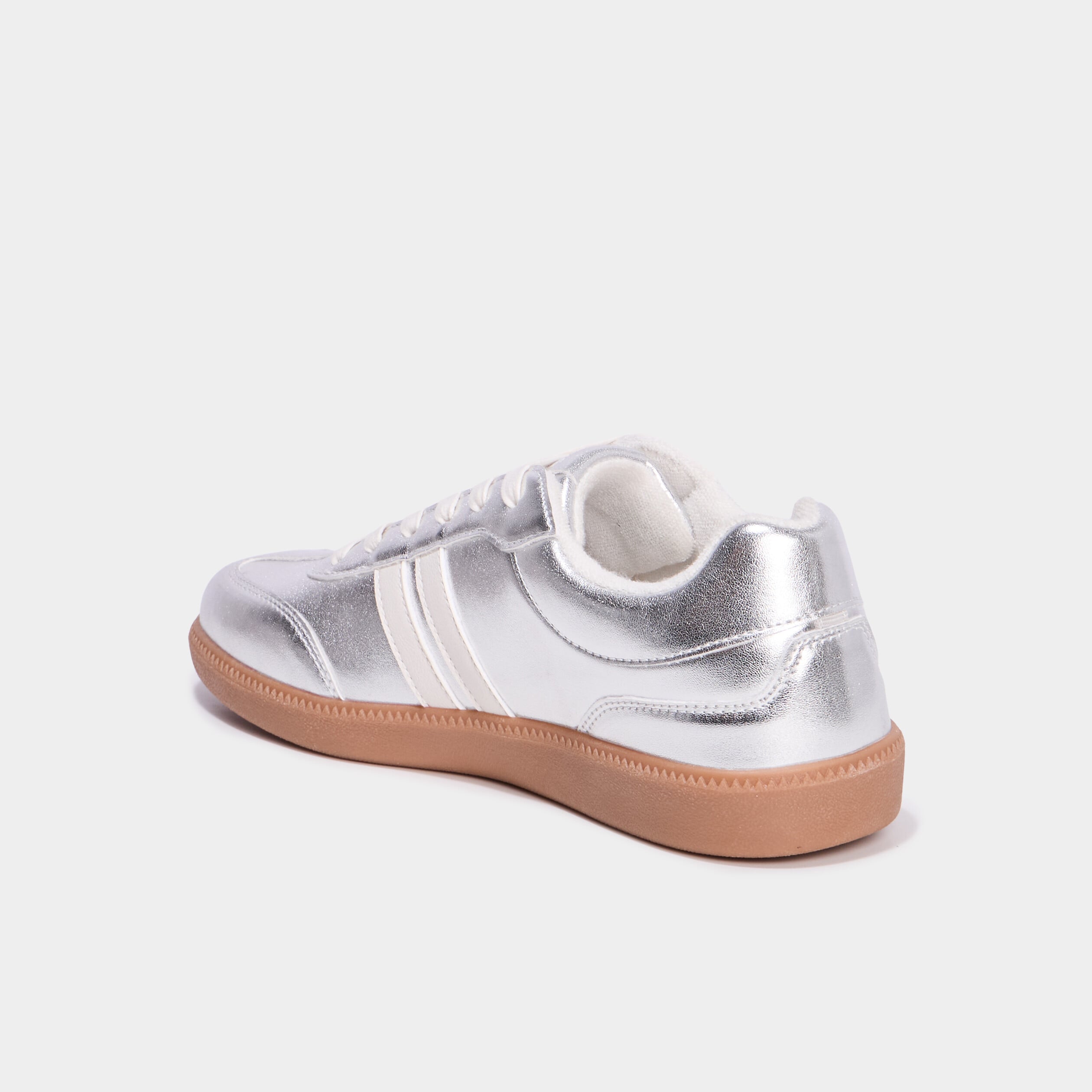 Tennis basses &agrave; lacets gris argent femme