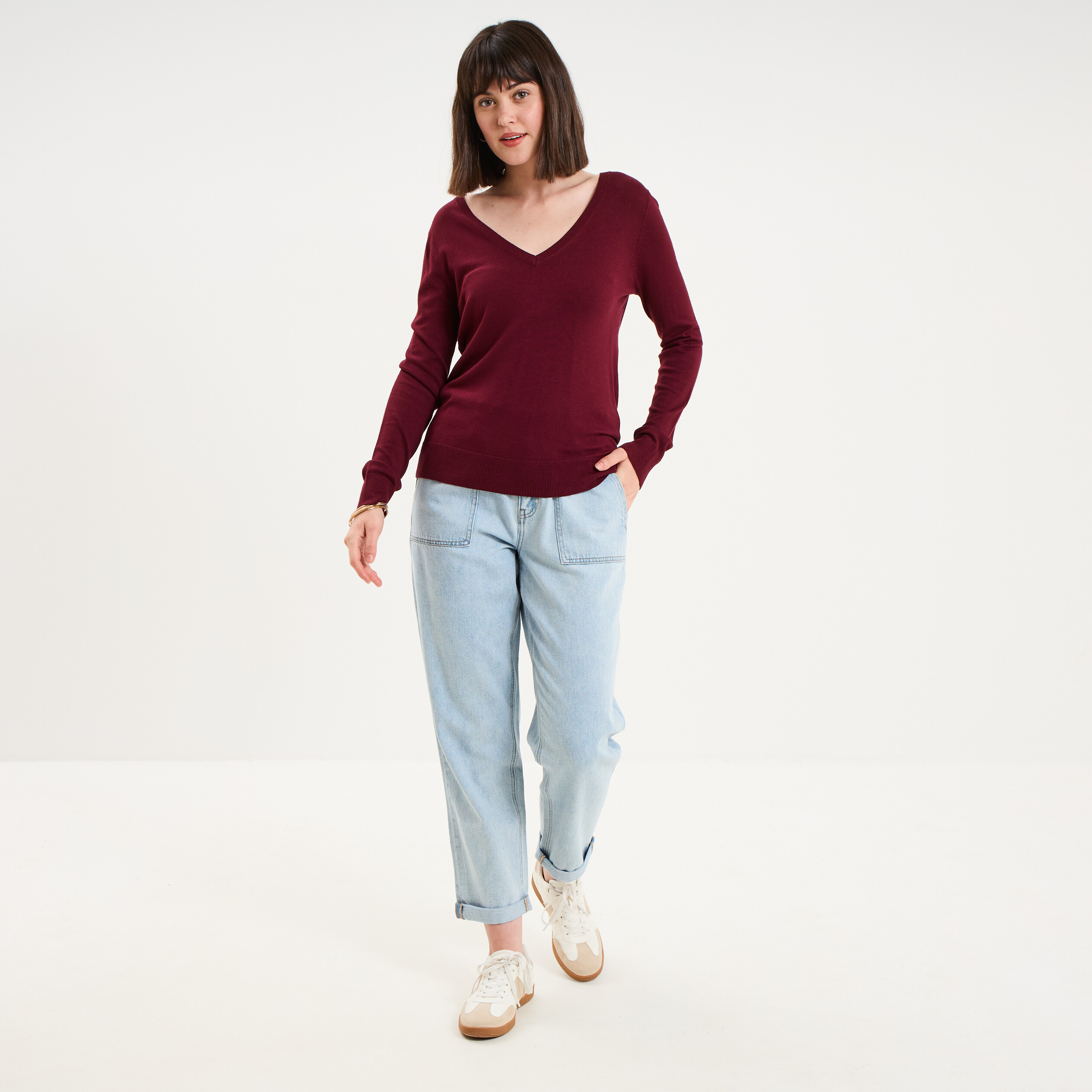 Pull col en V manches longues bordeaux femme