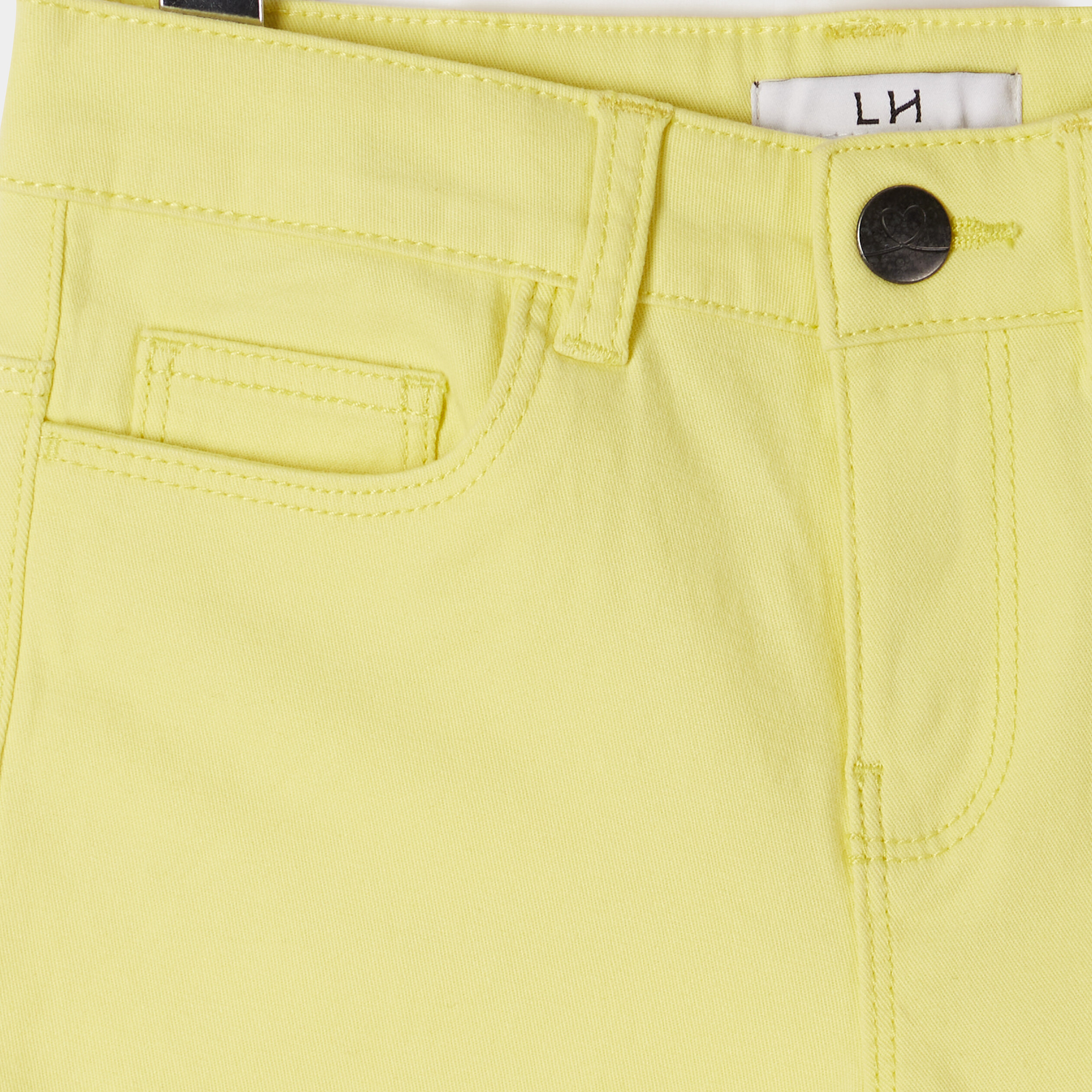 Short ajusté en twill jaune citron fille