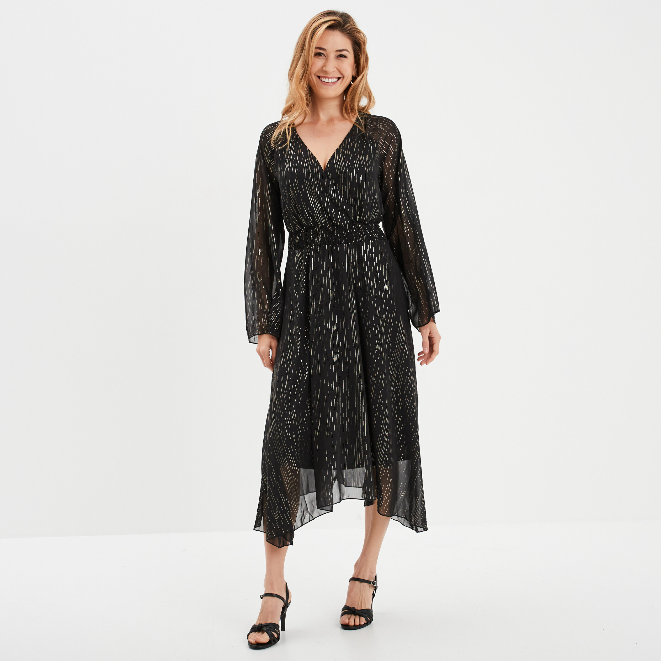 robe longue evasee asymetrique noir femme Robe longue évasée asymétrique noir femme