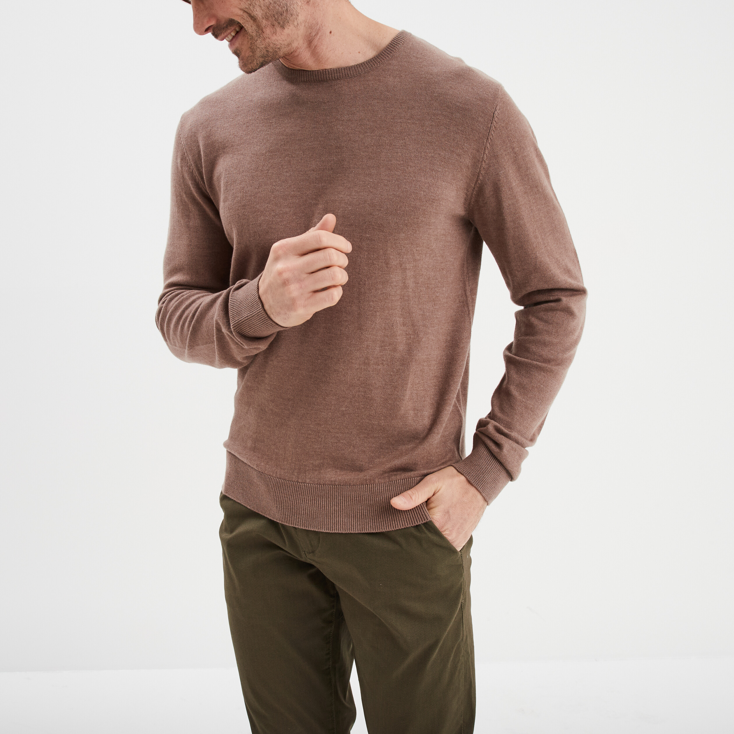 pull droit col rond coton melange gris homme Pull droit col rond coton mélangé gris homme