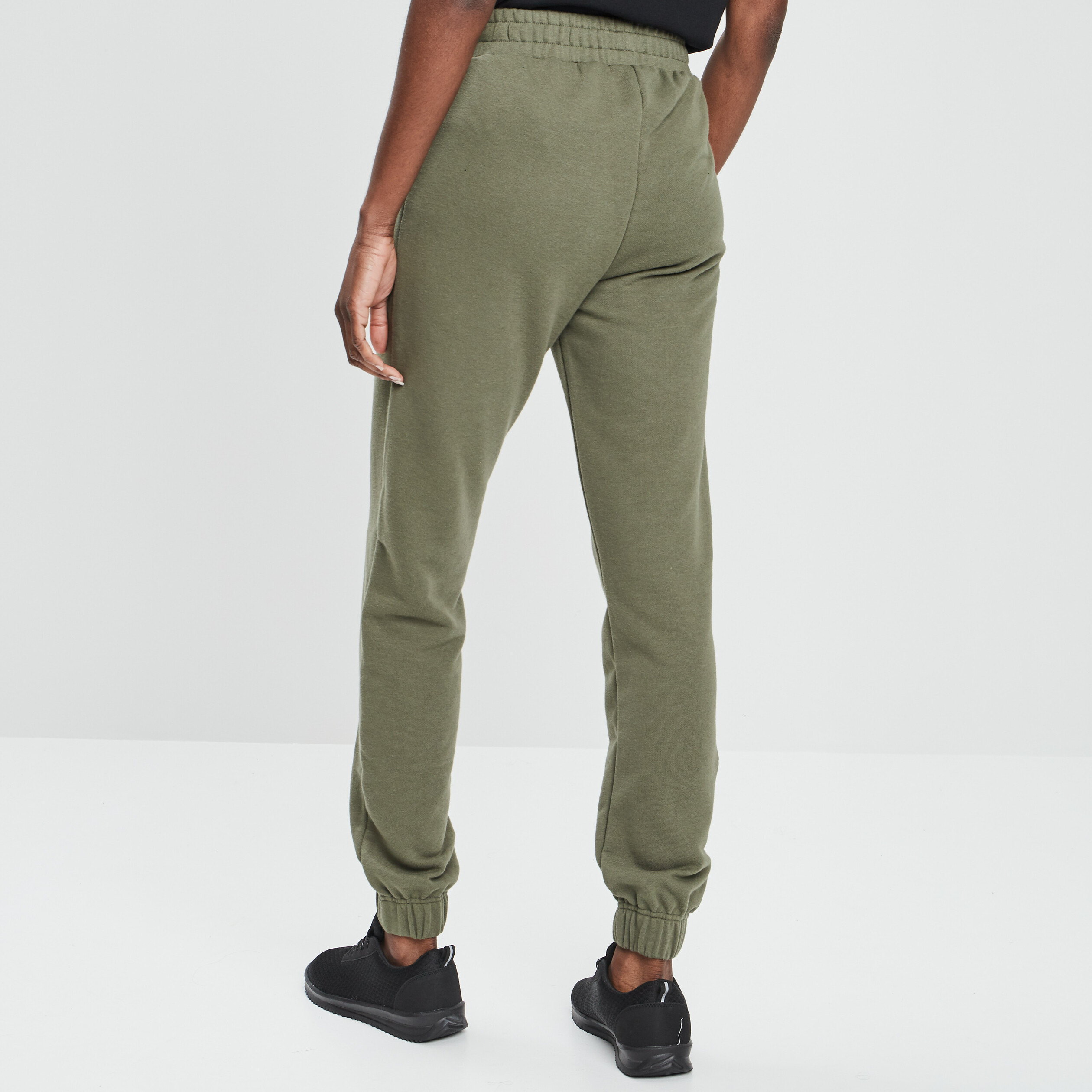 Pantalon jogging slim taille élastiquée vert kaki femme